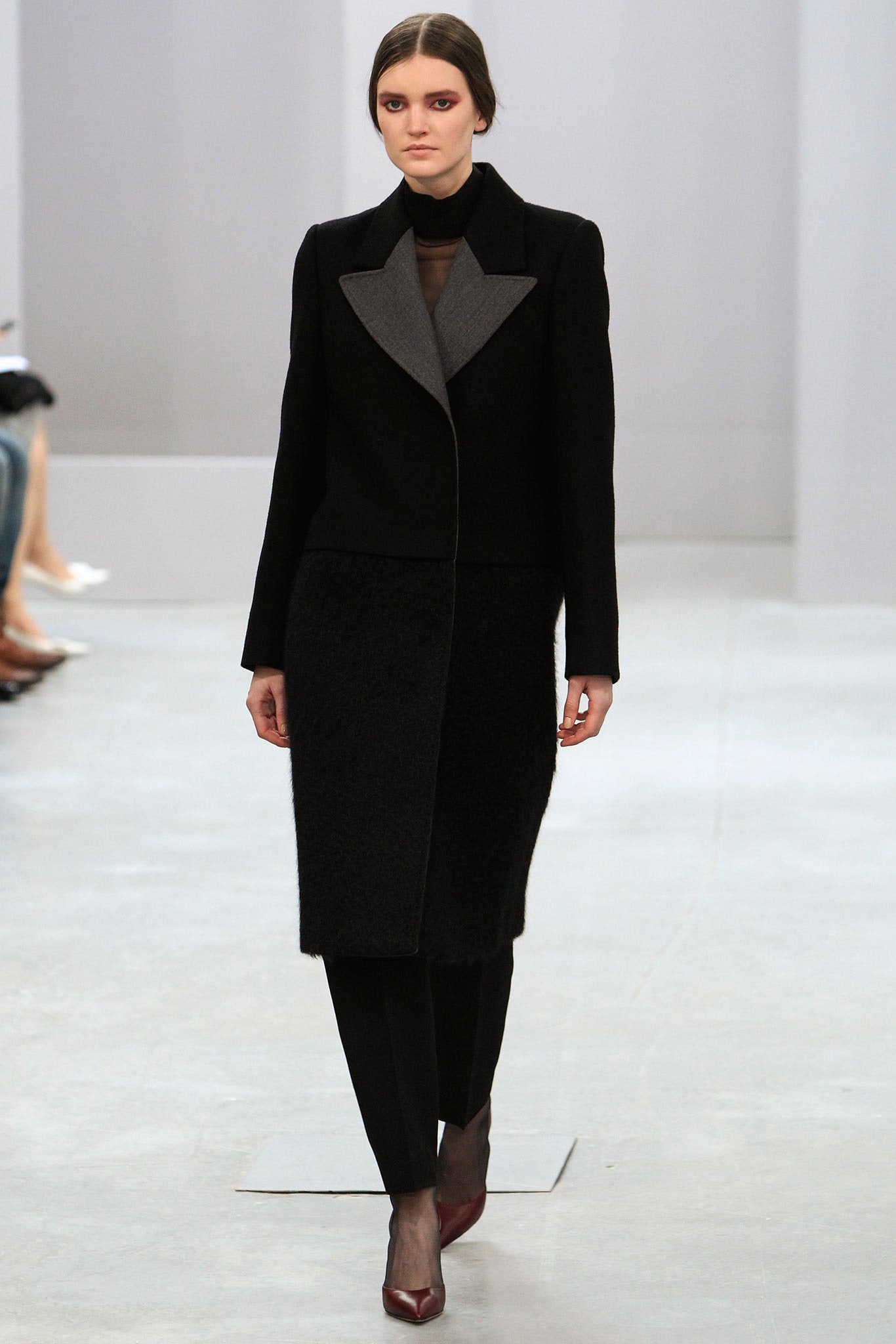 black wool fitted coat