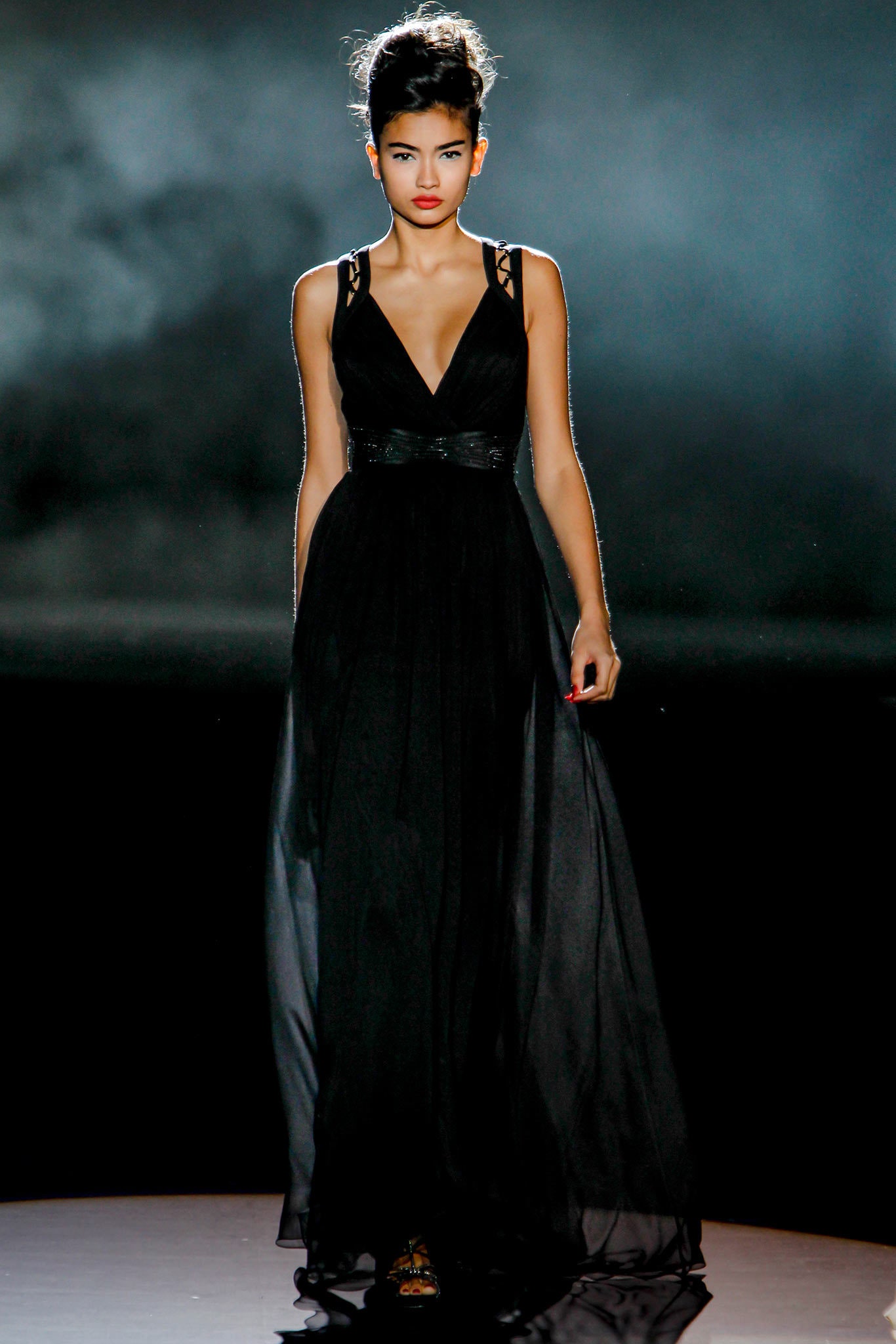 black chiffon sleeveless gown