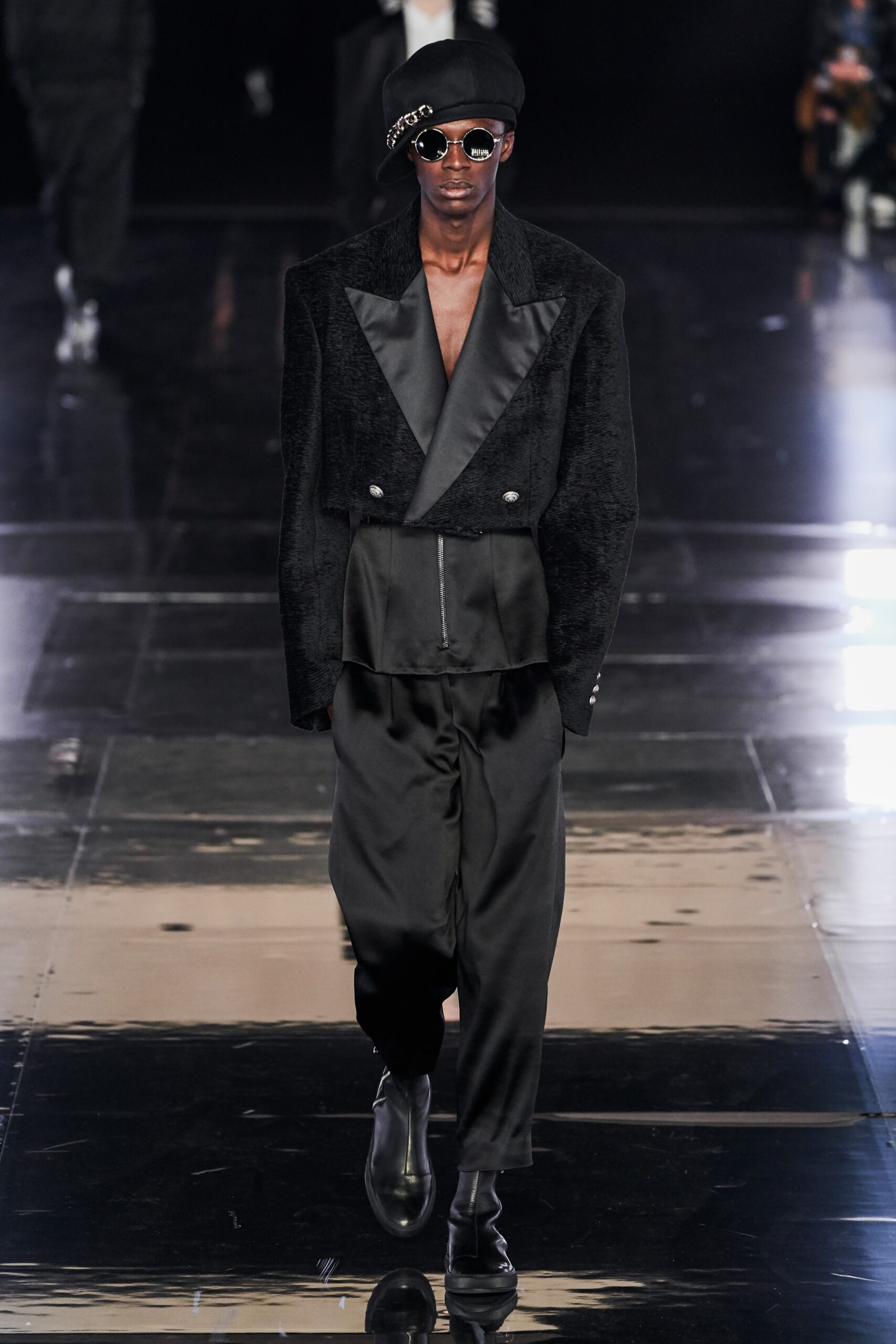 black wool long-sleeve collared oversized buttoned jacket
