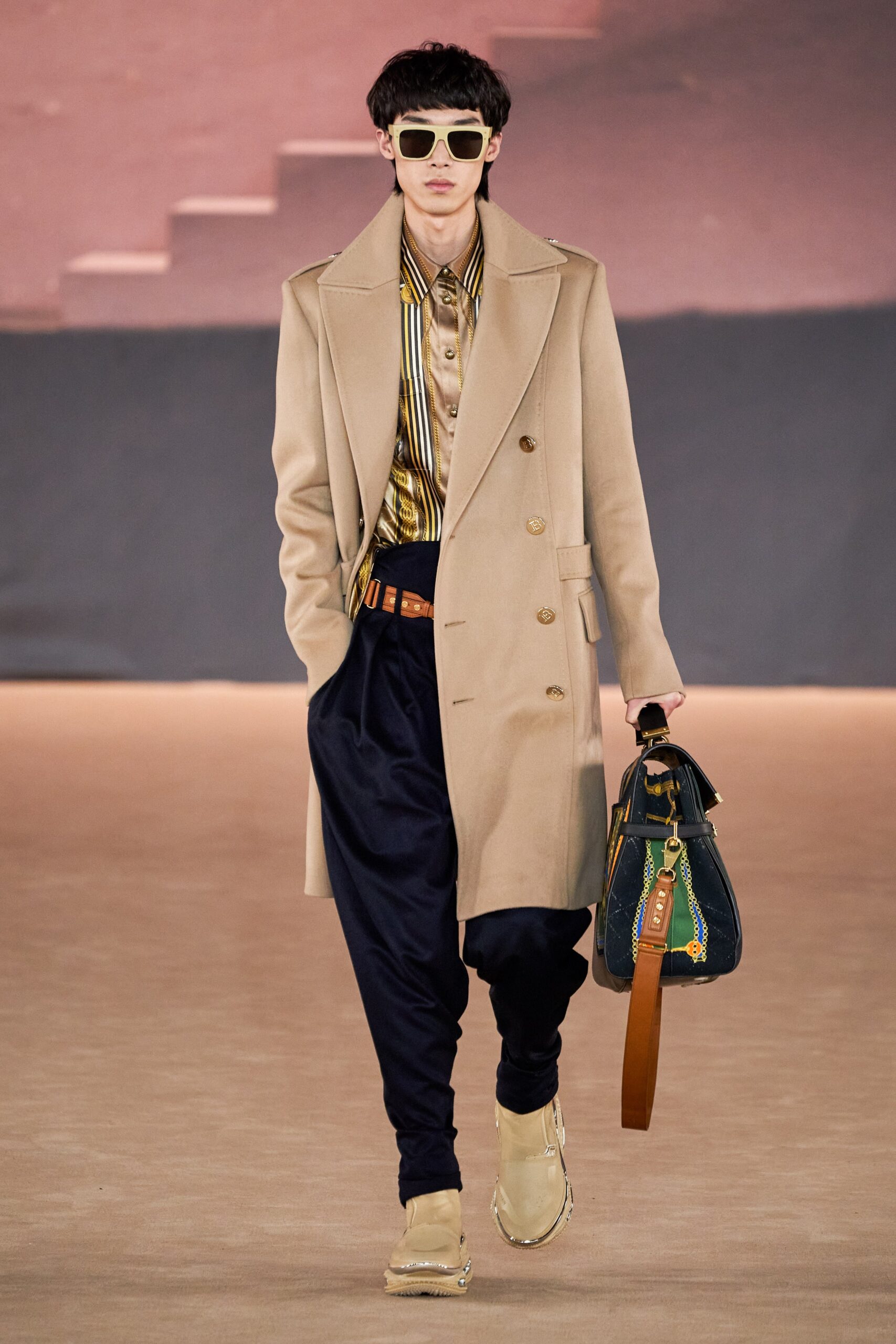 Balmain F/W 20 Menswear Look 21