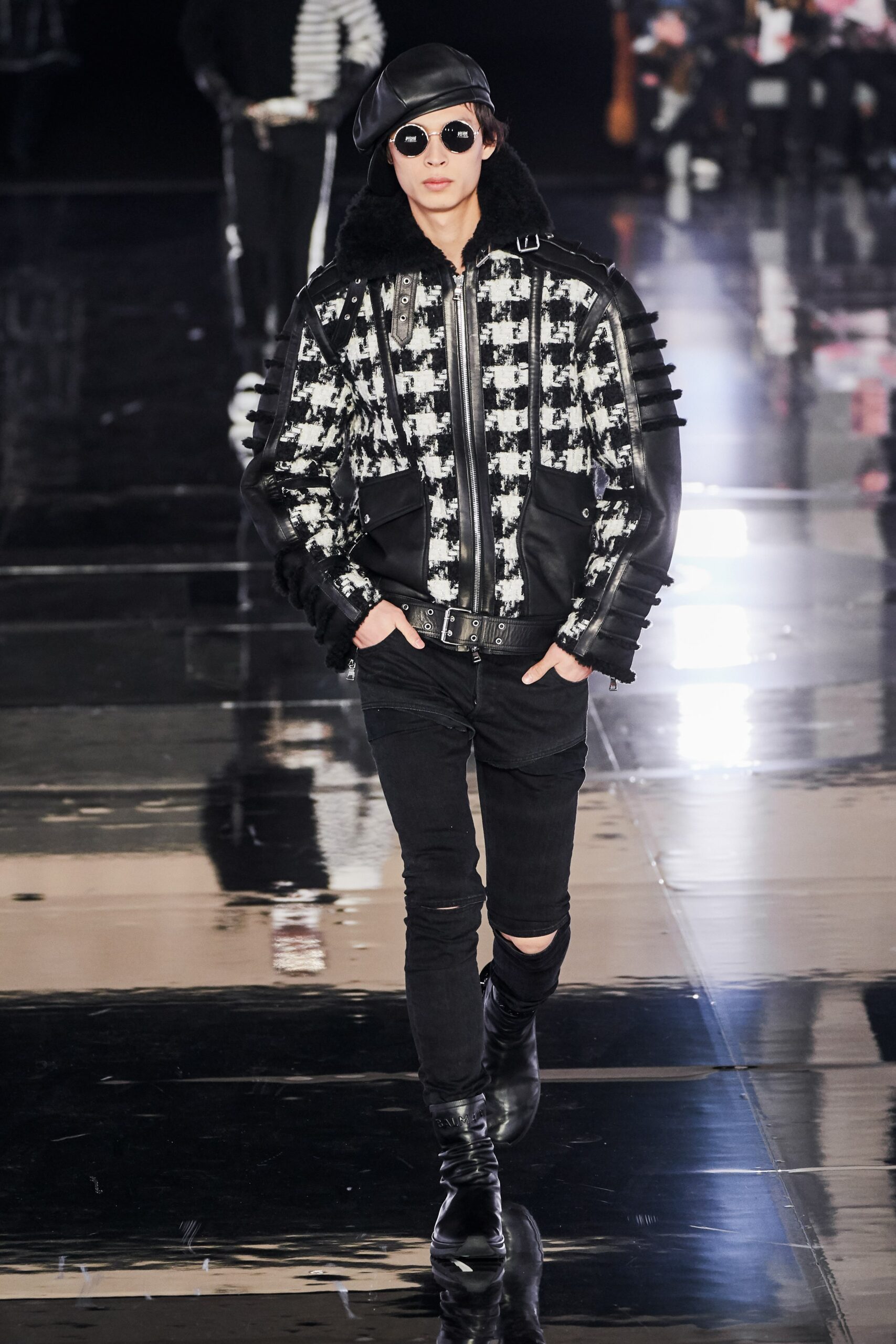 black denim slim distressed pants