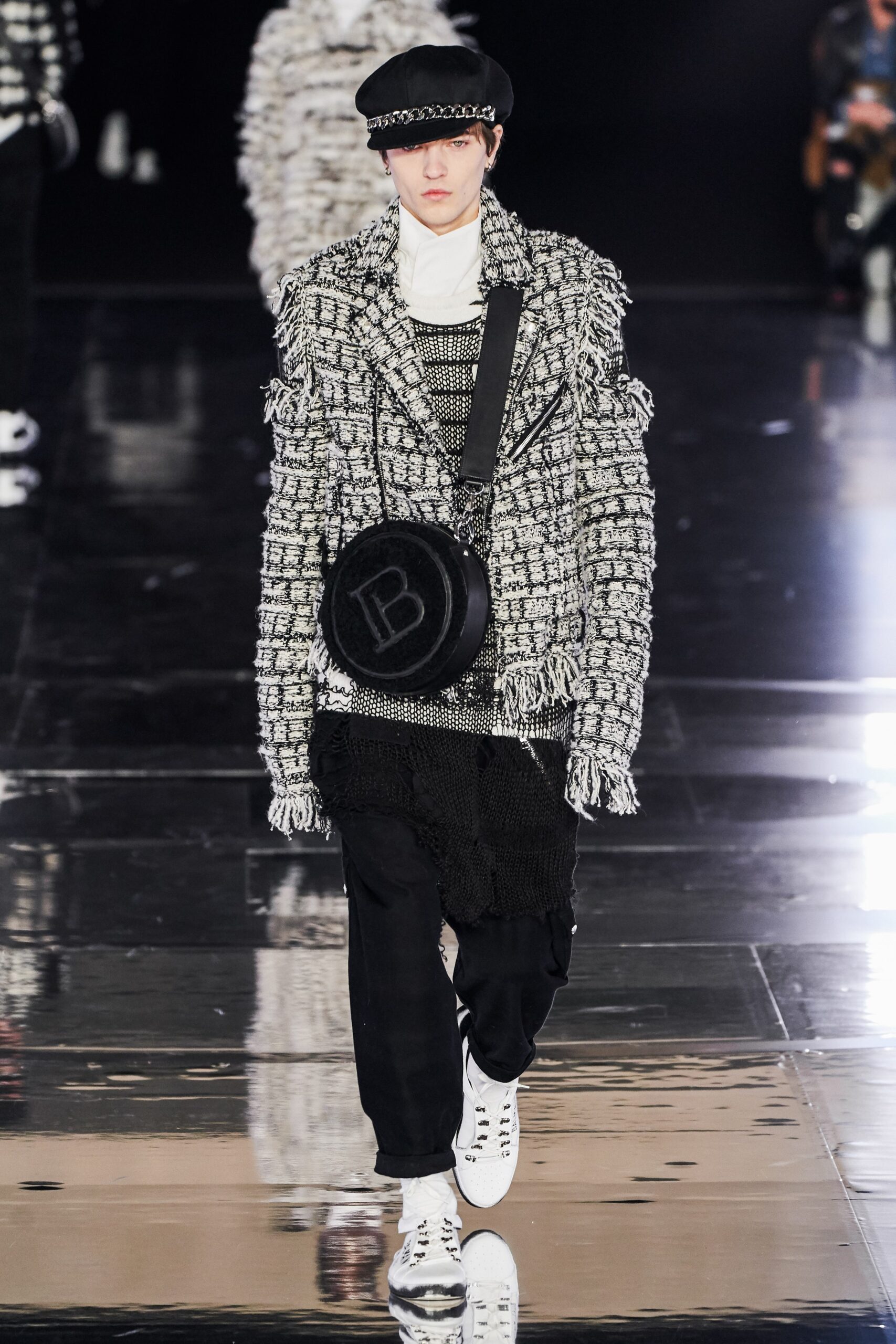 black and white relaxed jacket outfit
