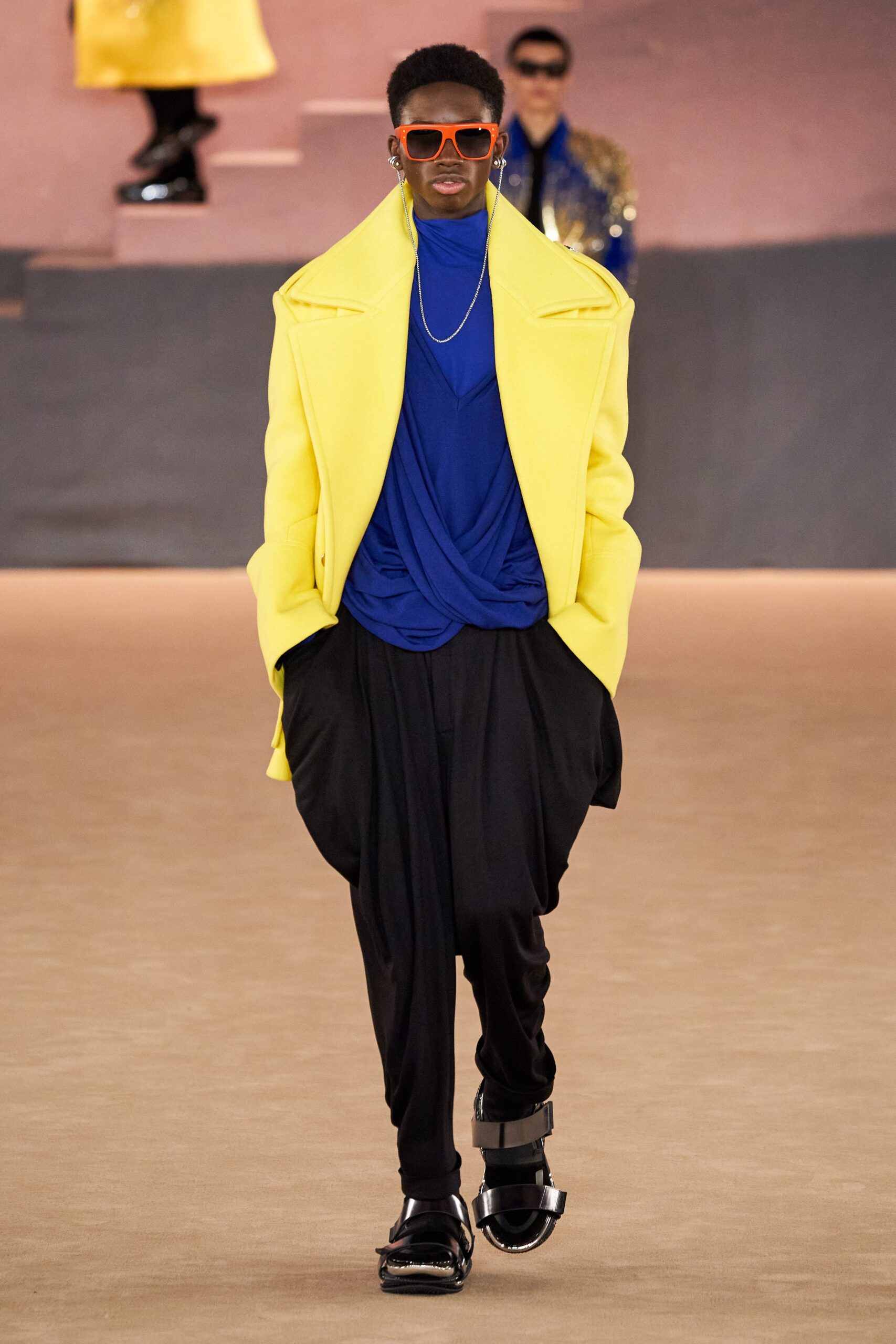 yellow oversized coat with blue top