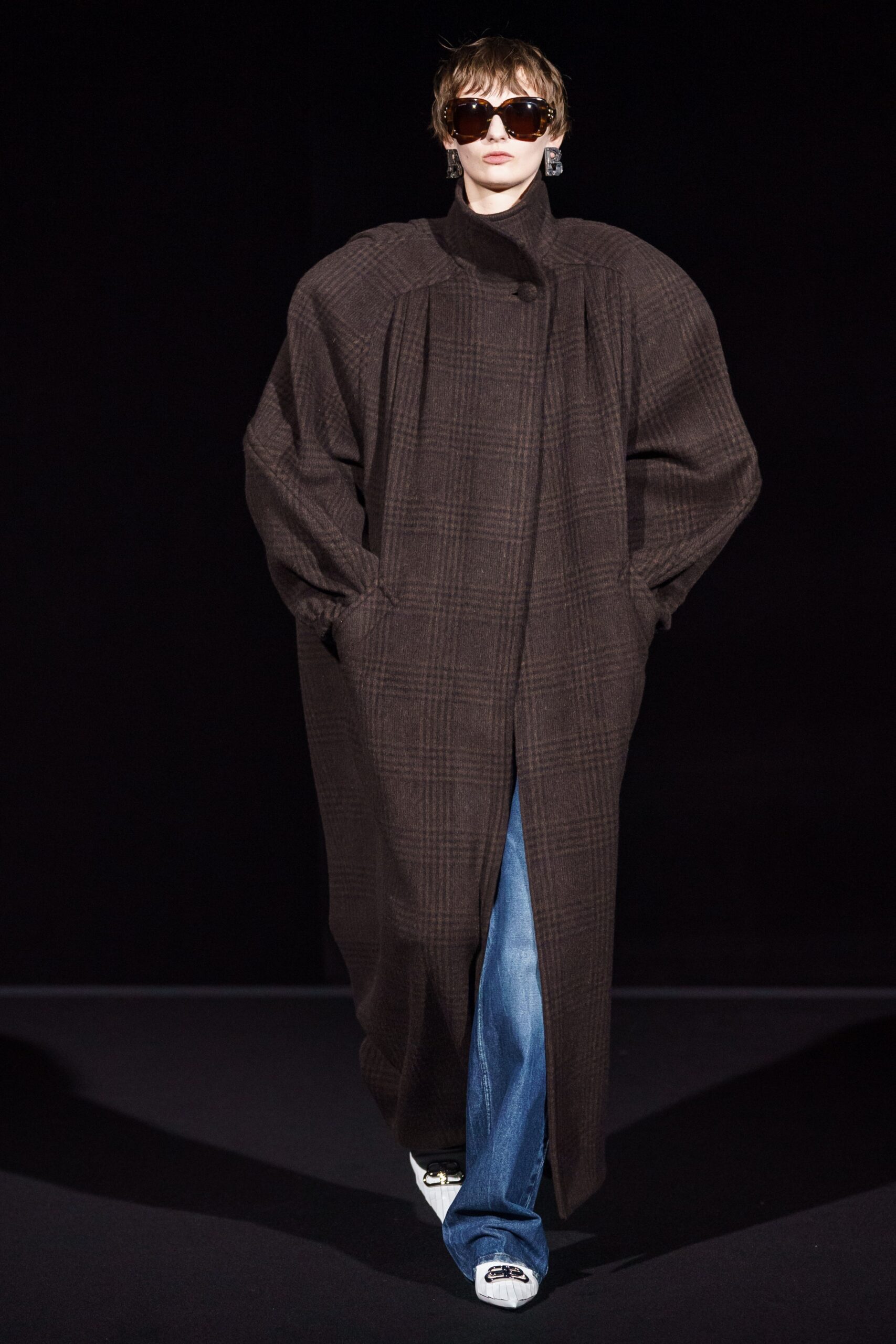 oversized brown wool coat