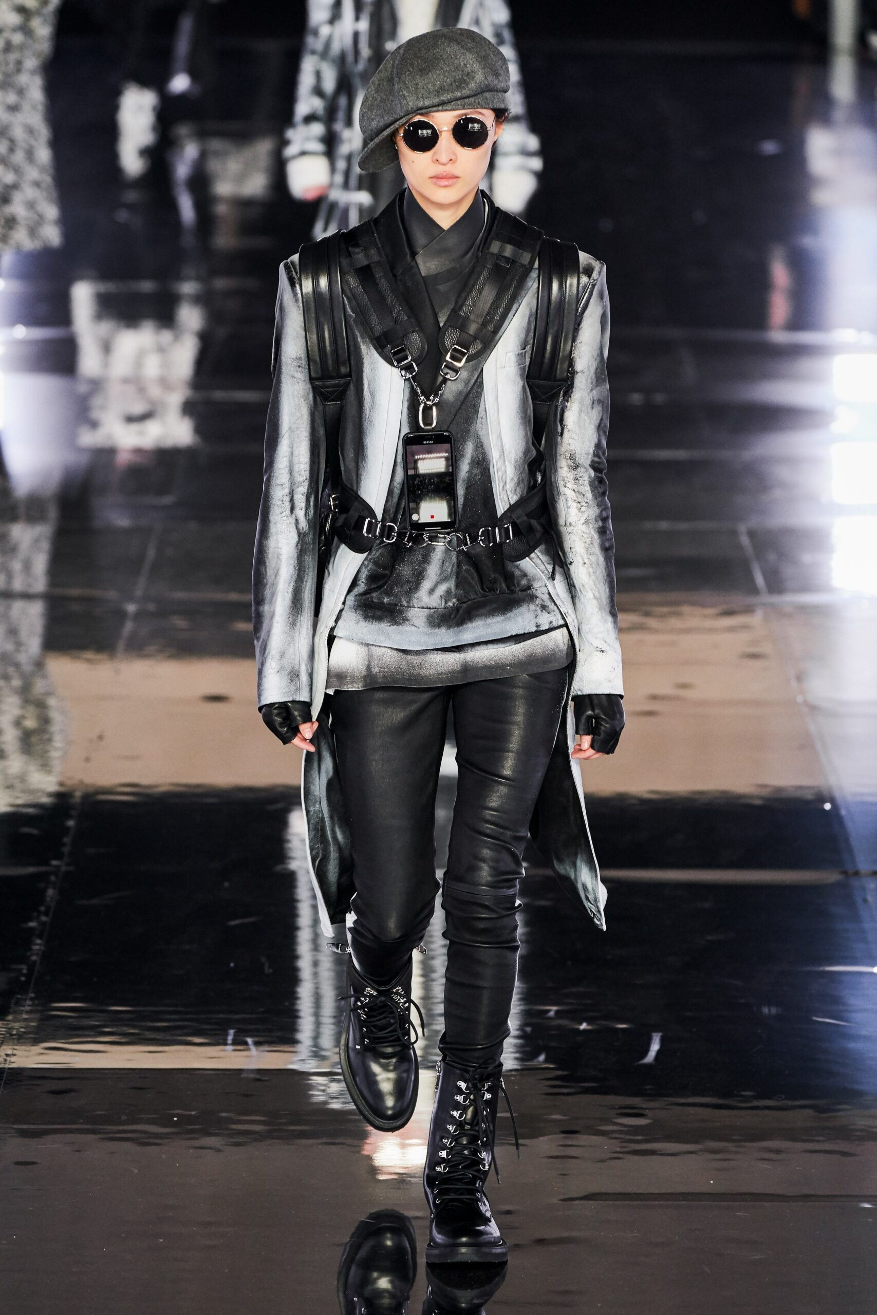 black leather long-sleeve collared fitted layered zippered jacket