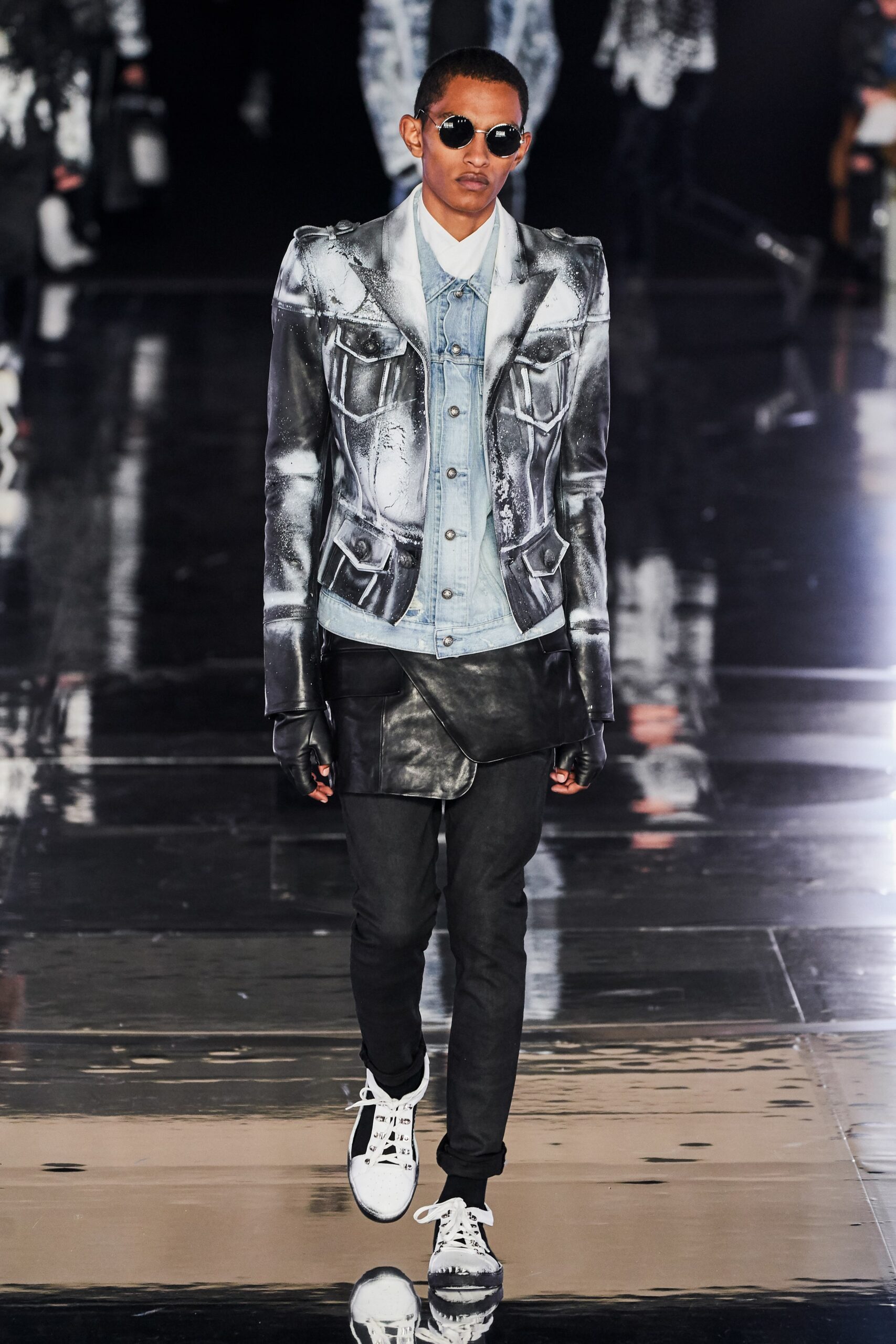 fitted black and gray denim jacket