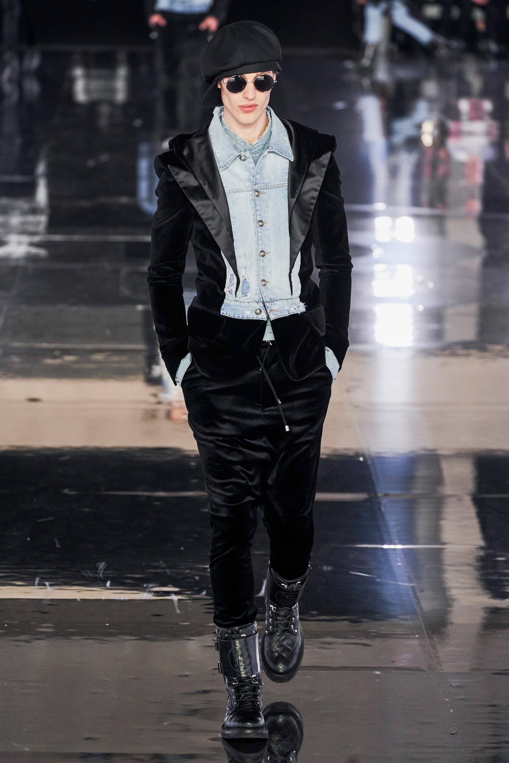 black velvet long-sleeve collared fitted buttoned suit