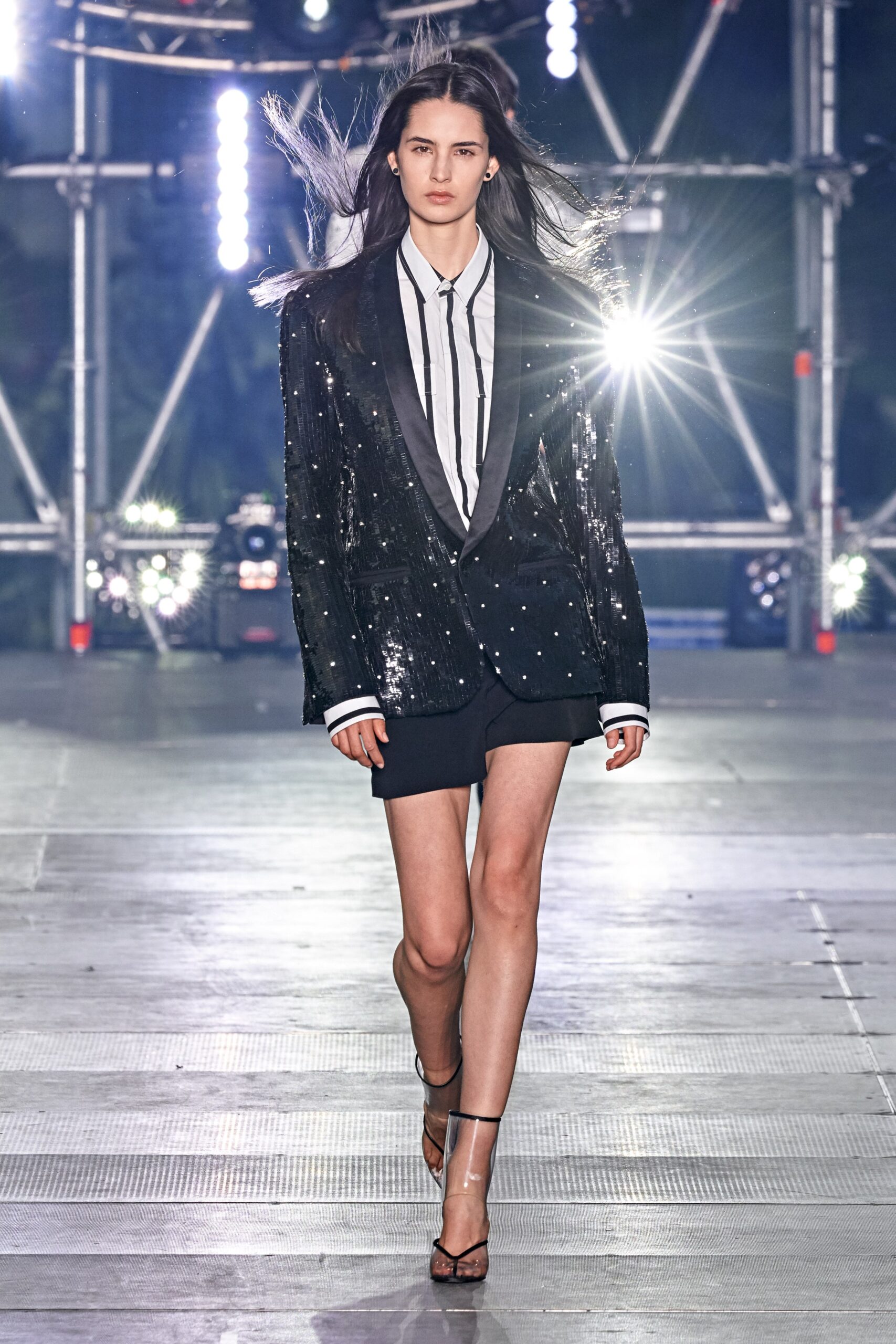 black silk long-sleeve collared fitted sequined buttoned blazer