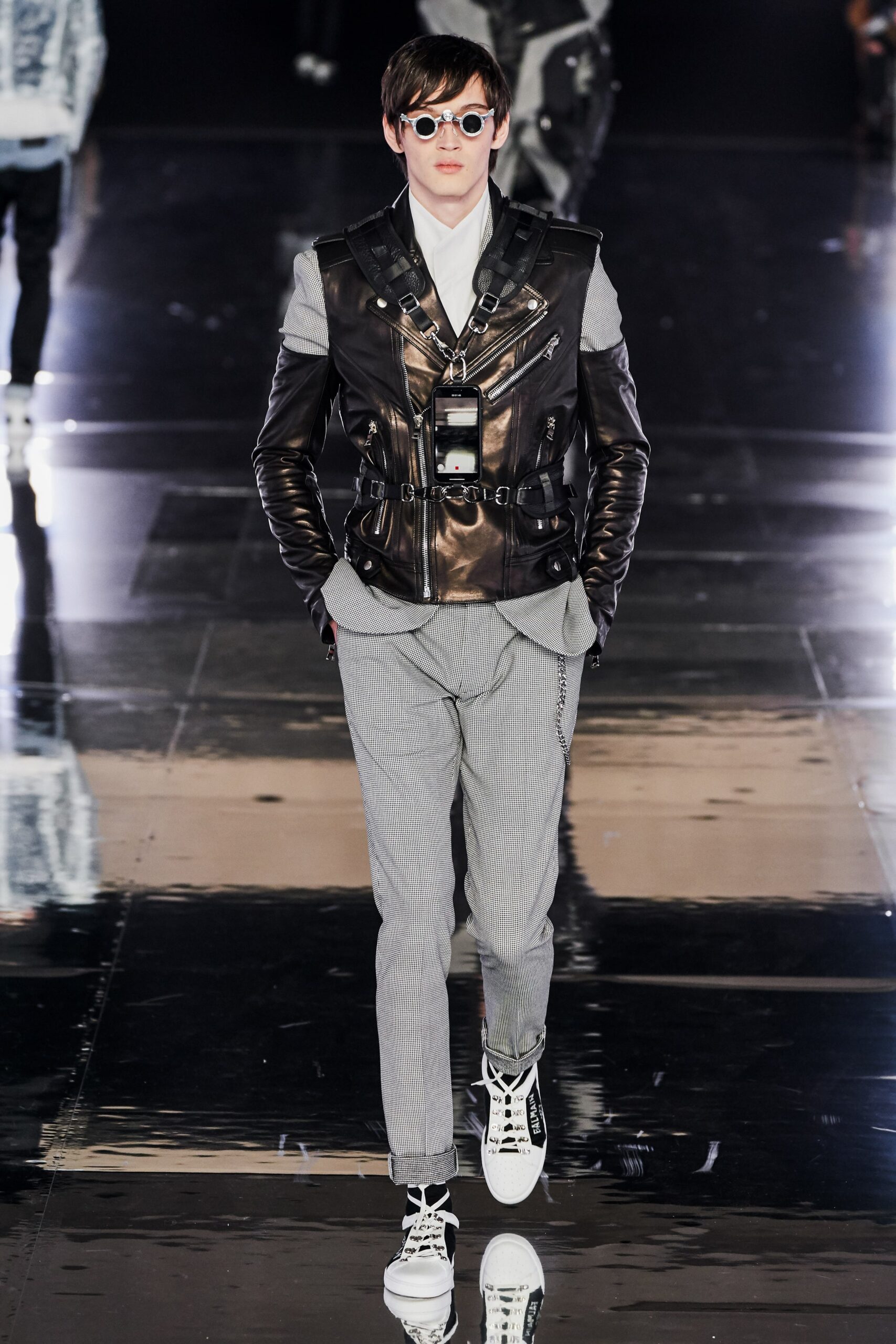 black leather fitted jacket