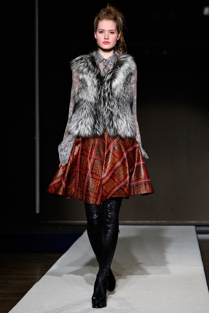 gray chiffon collared long-sleeve printed sheer flowing shirt