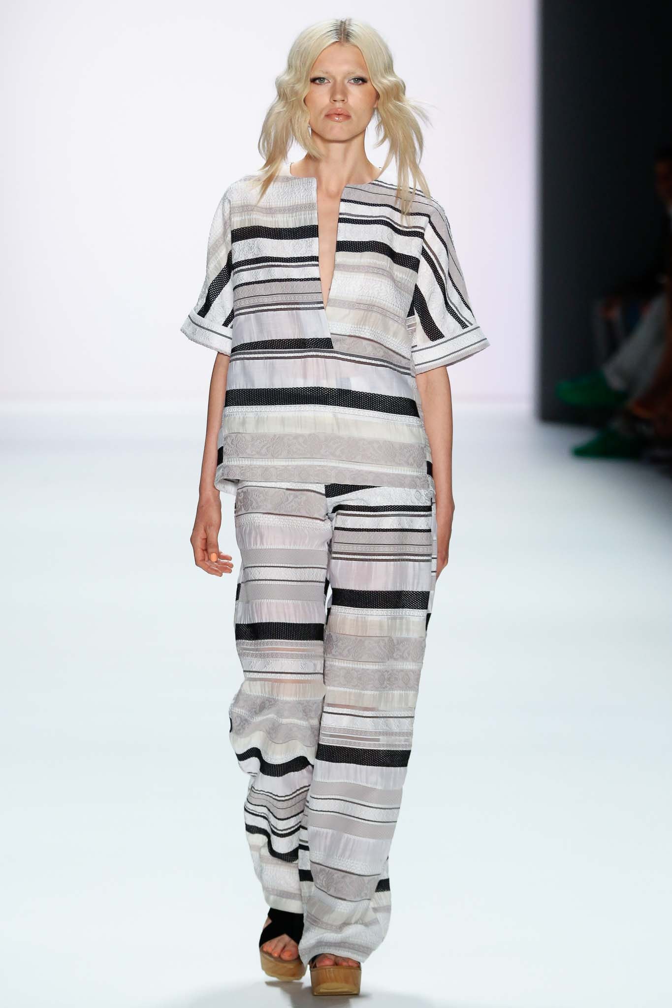 striped relaxed top and pants