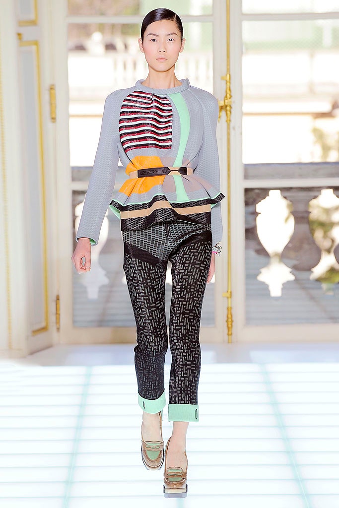 gray pleated top with printed pants