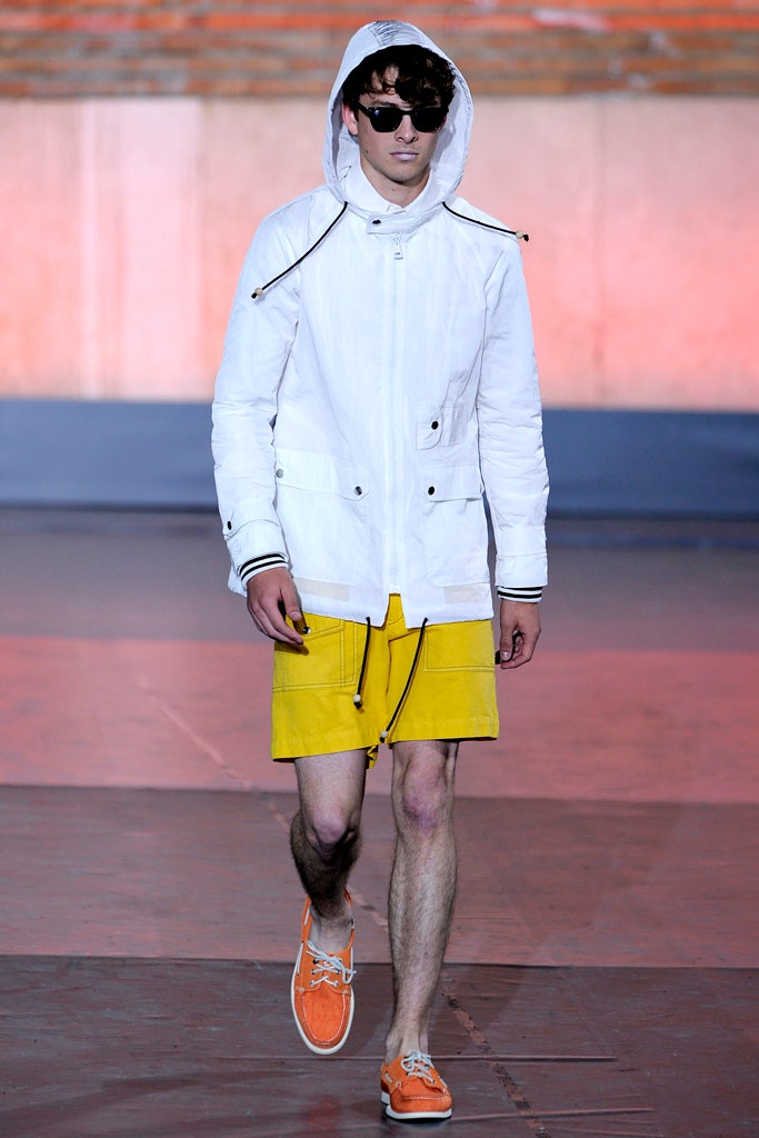 white parka with yellow shorts