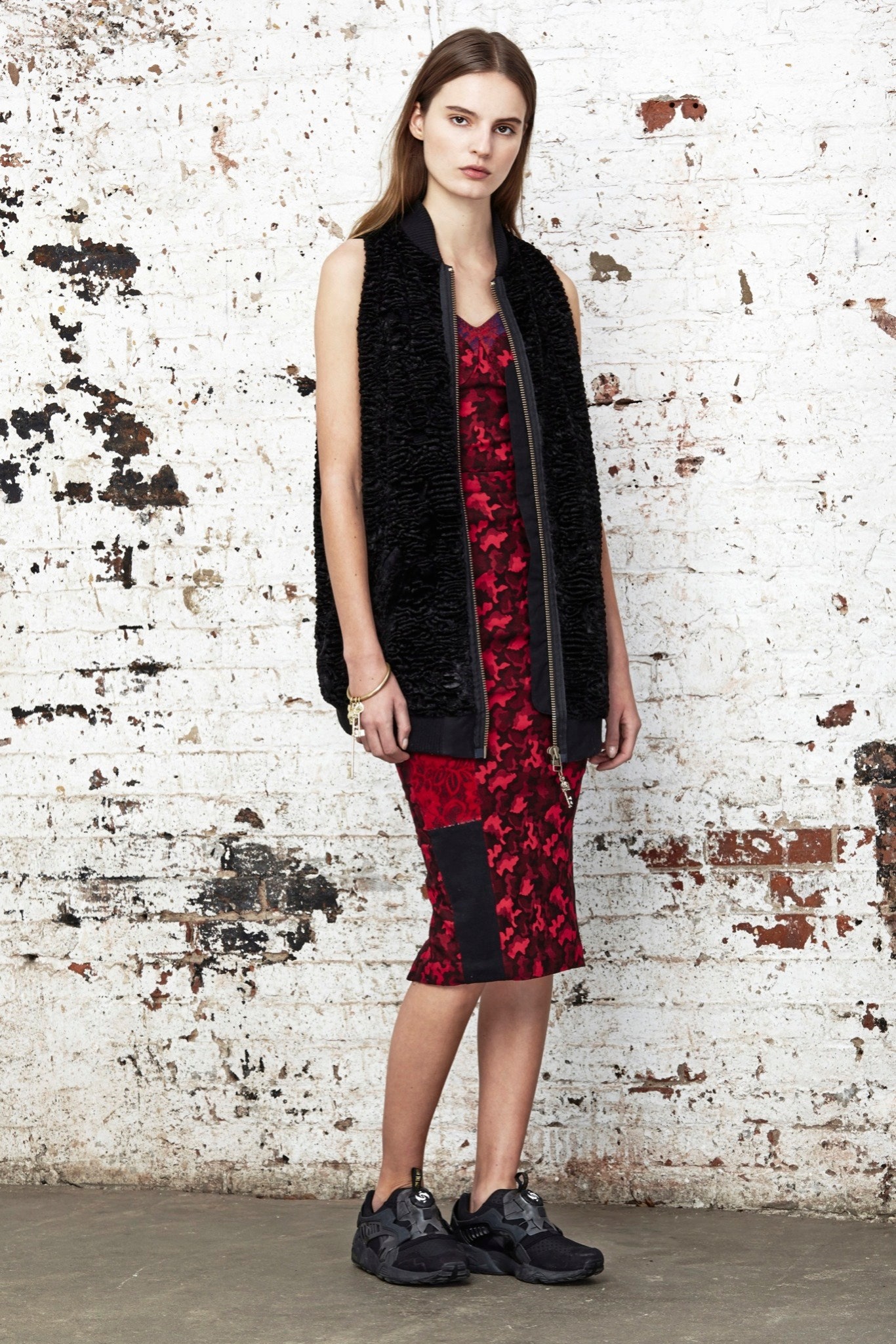black faux-fur sleeveless relaxed layered vest