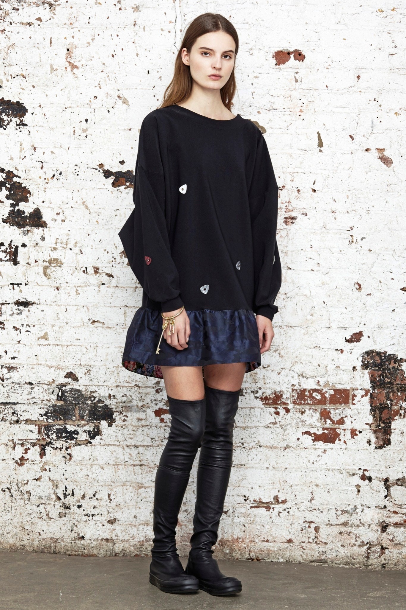 black cotton long-sleeve scoop-neck relaxed layered mini dress
