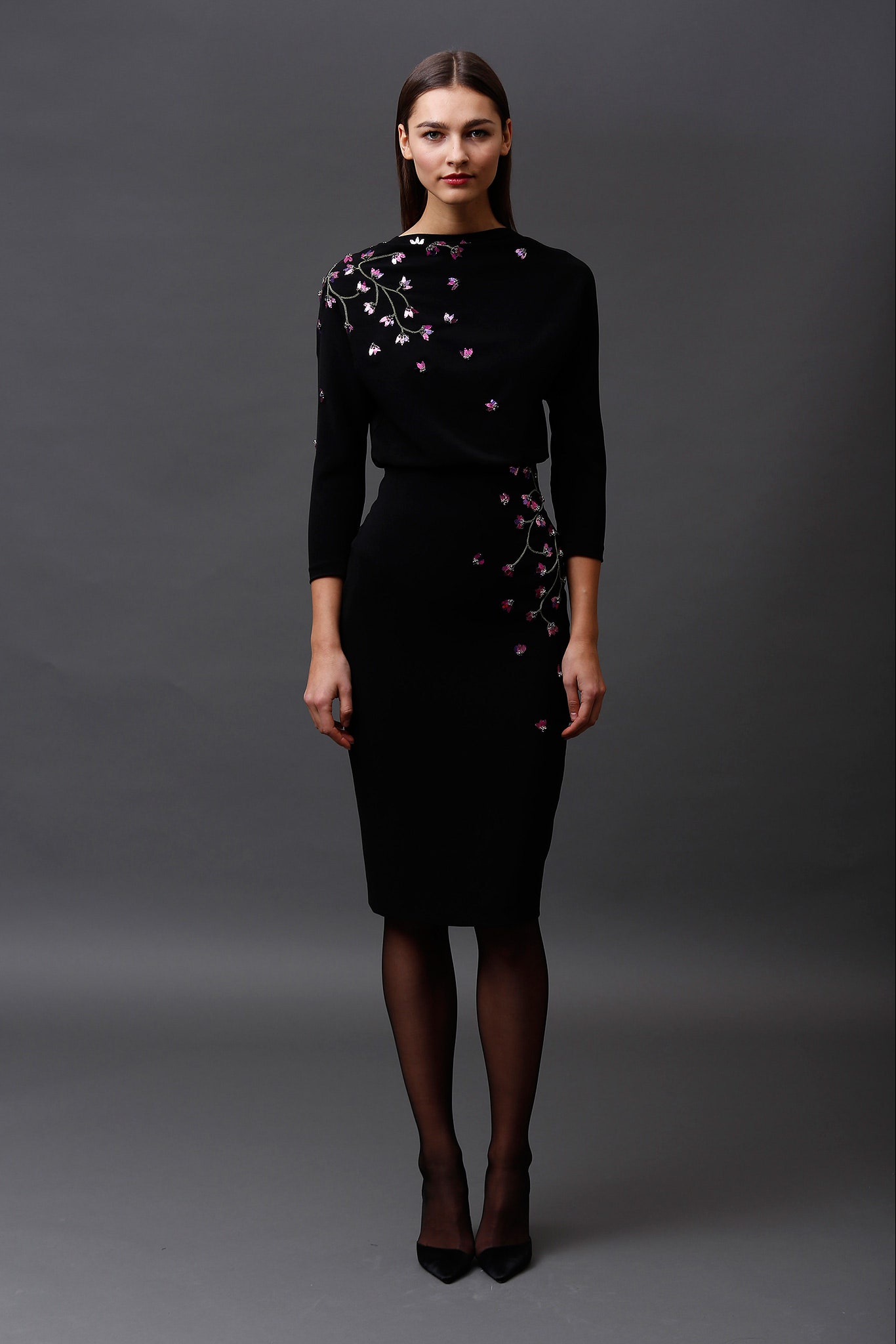 black fitted long-sleeve dress