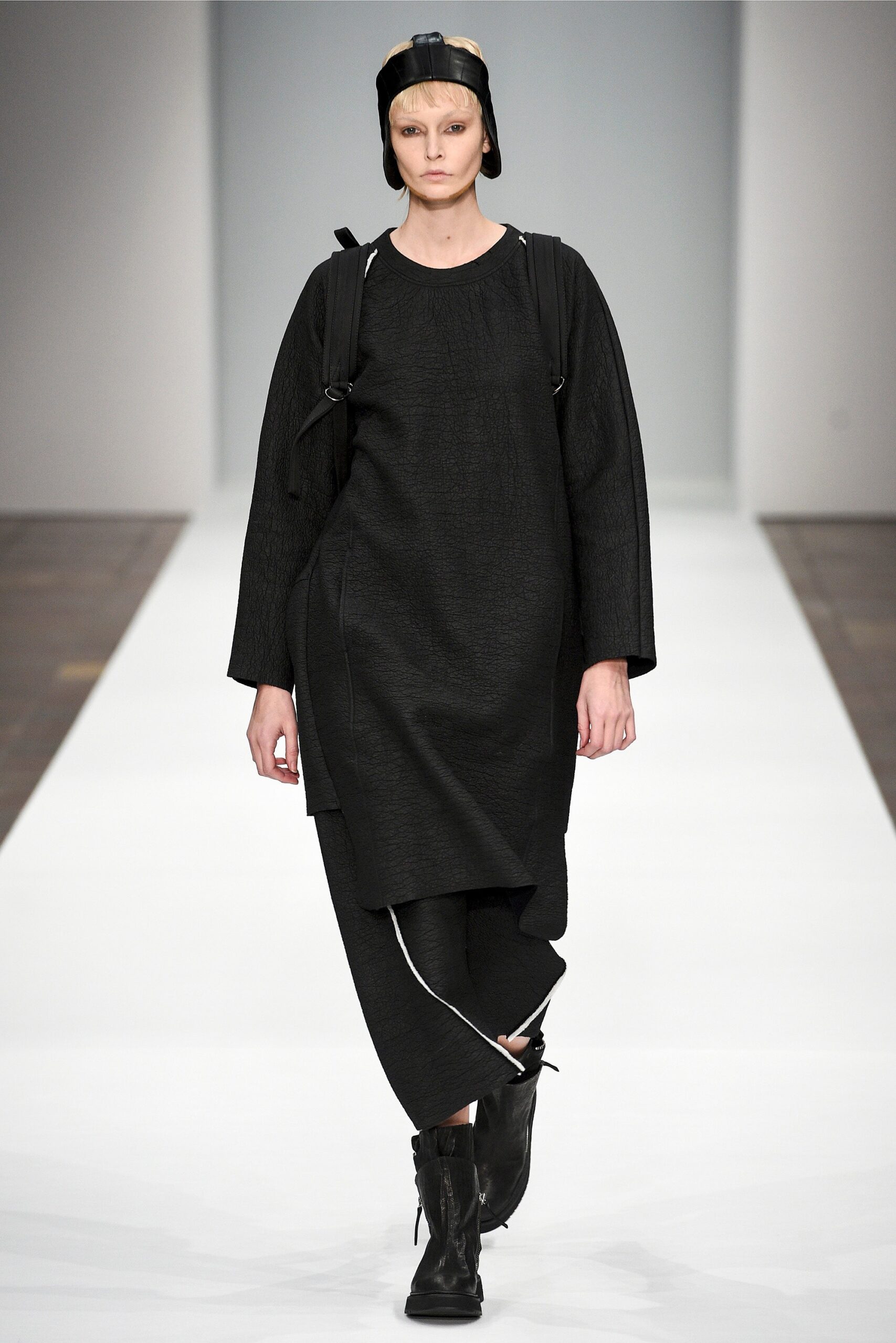 black relaxed midi dress with pants