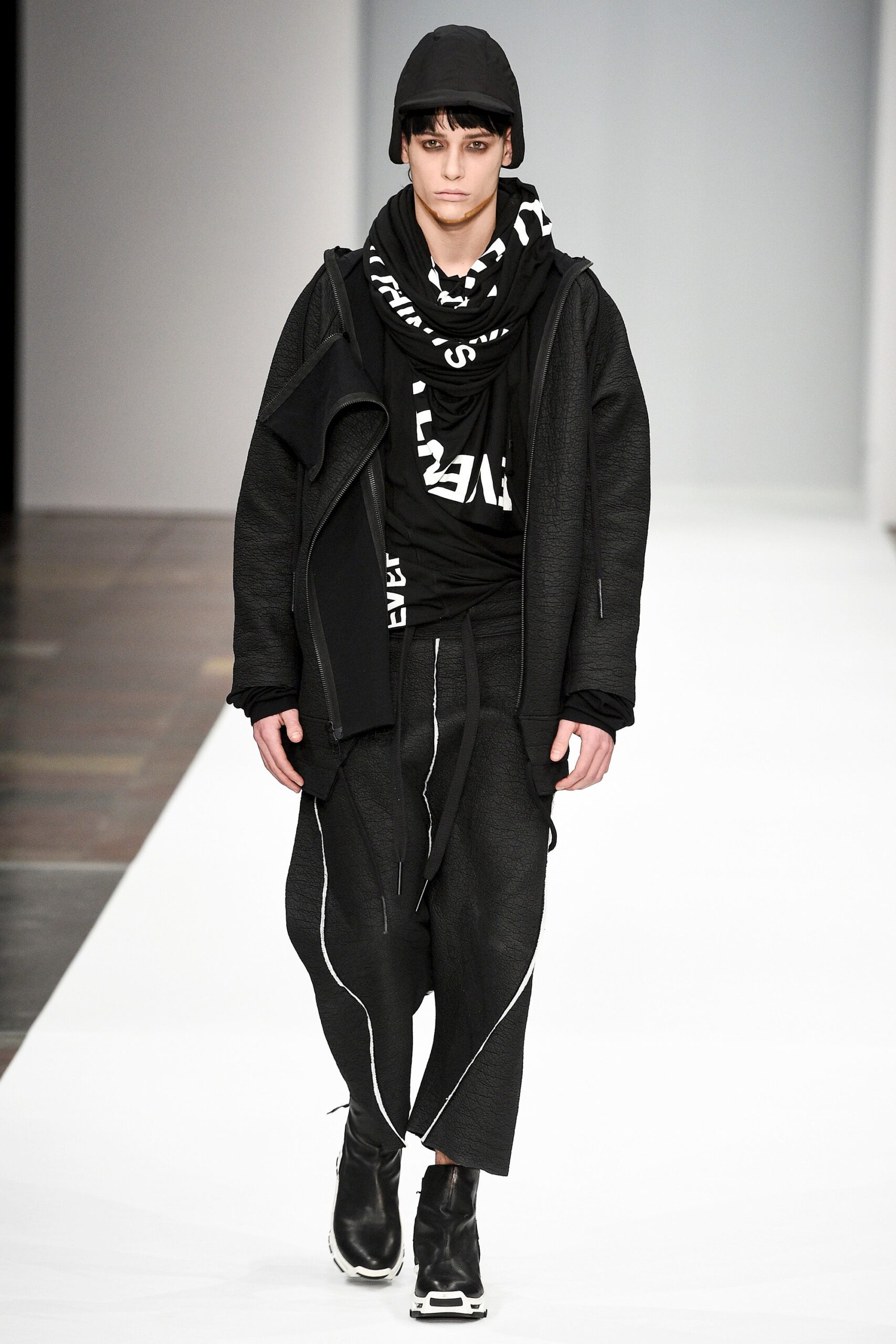 black relaxed jacket with cargo pants