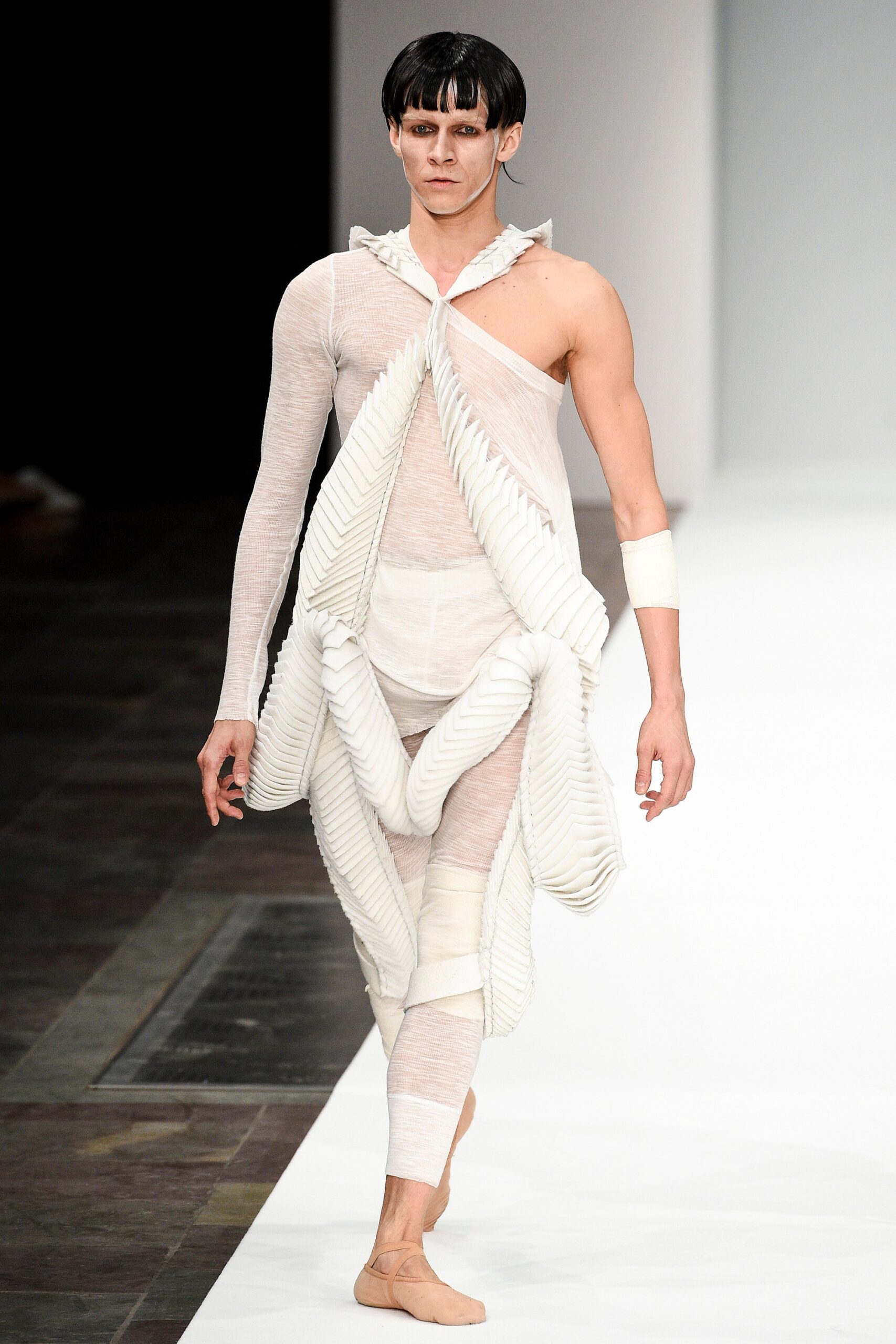 white fitted asymmetric dress