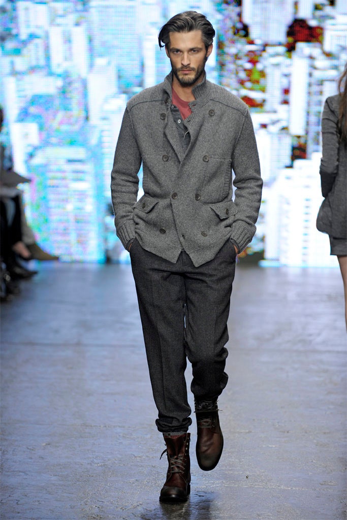 gray wool long-sleeve collared fitted buttoned jacket