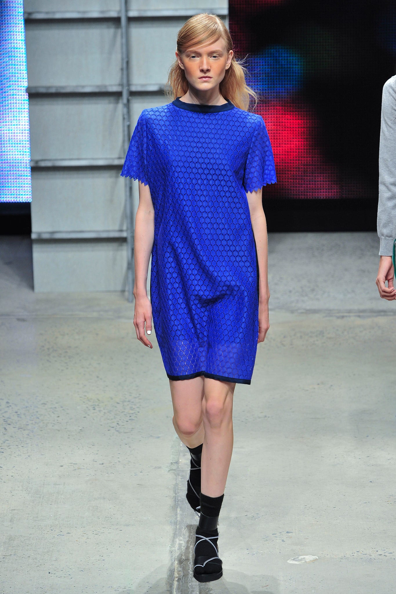 blue textured short-sleeve dress