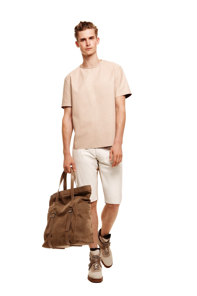 beige cotton top with white shorts