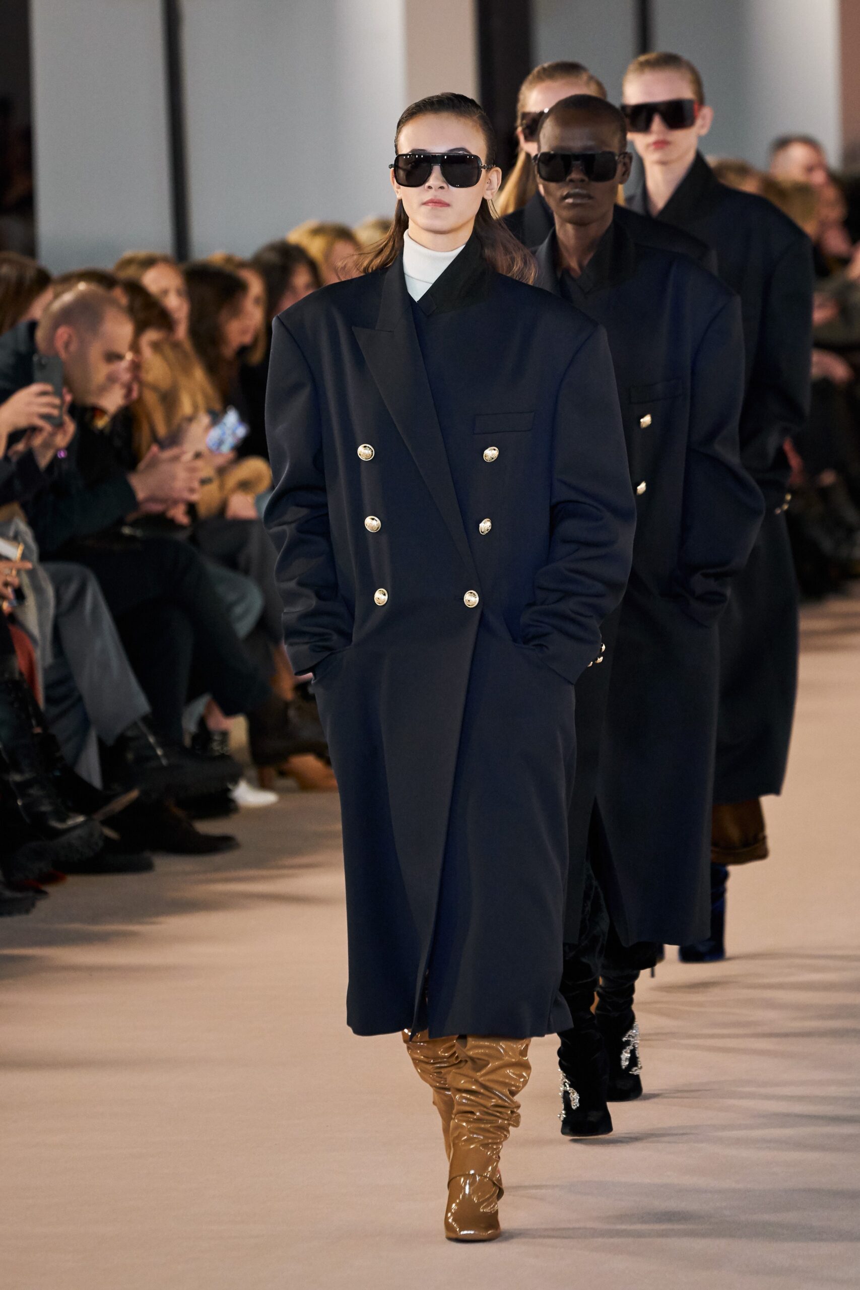 brown leather fitted shiny boots
