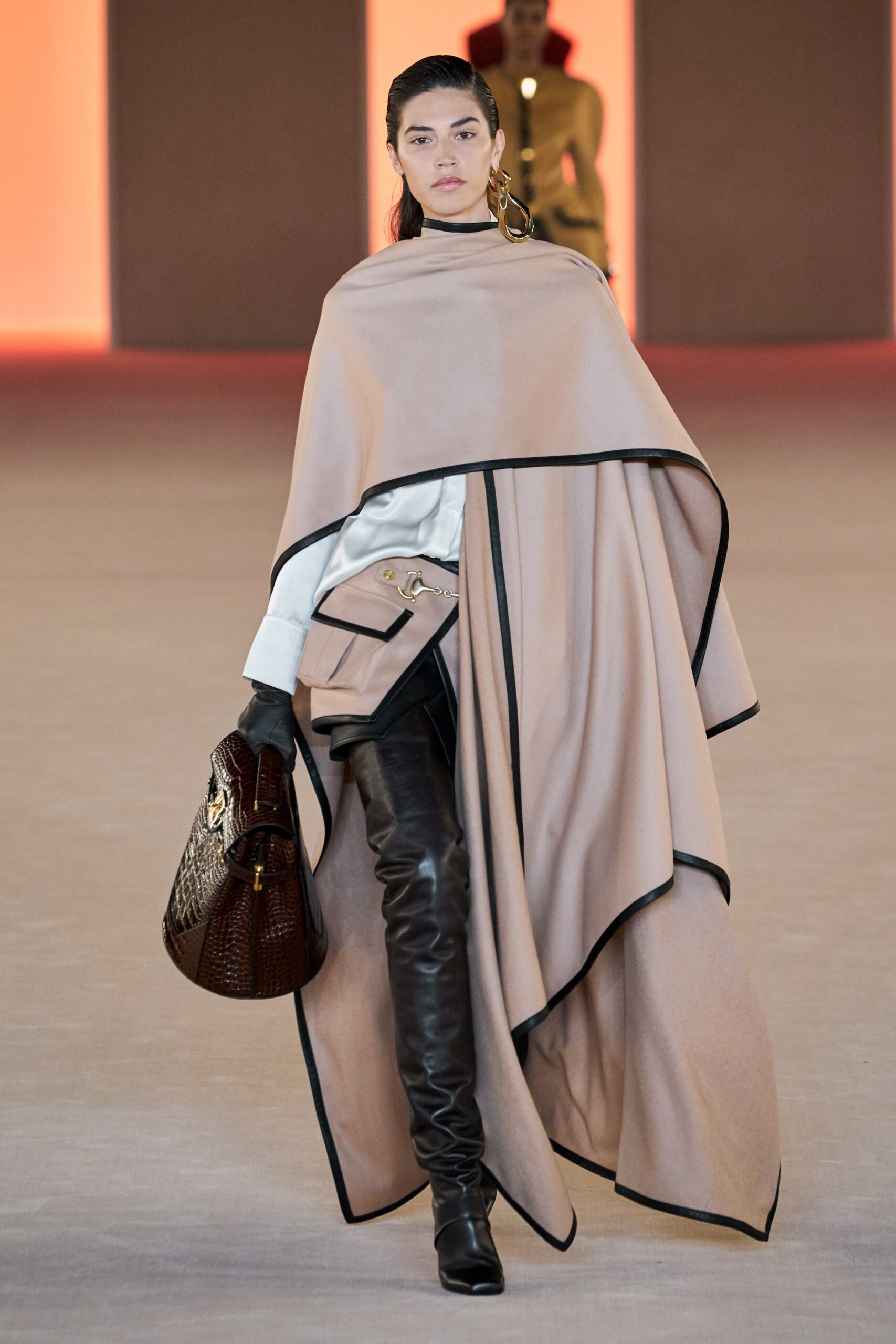 beige wool sleeveless relaxed layered cape