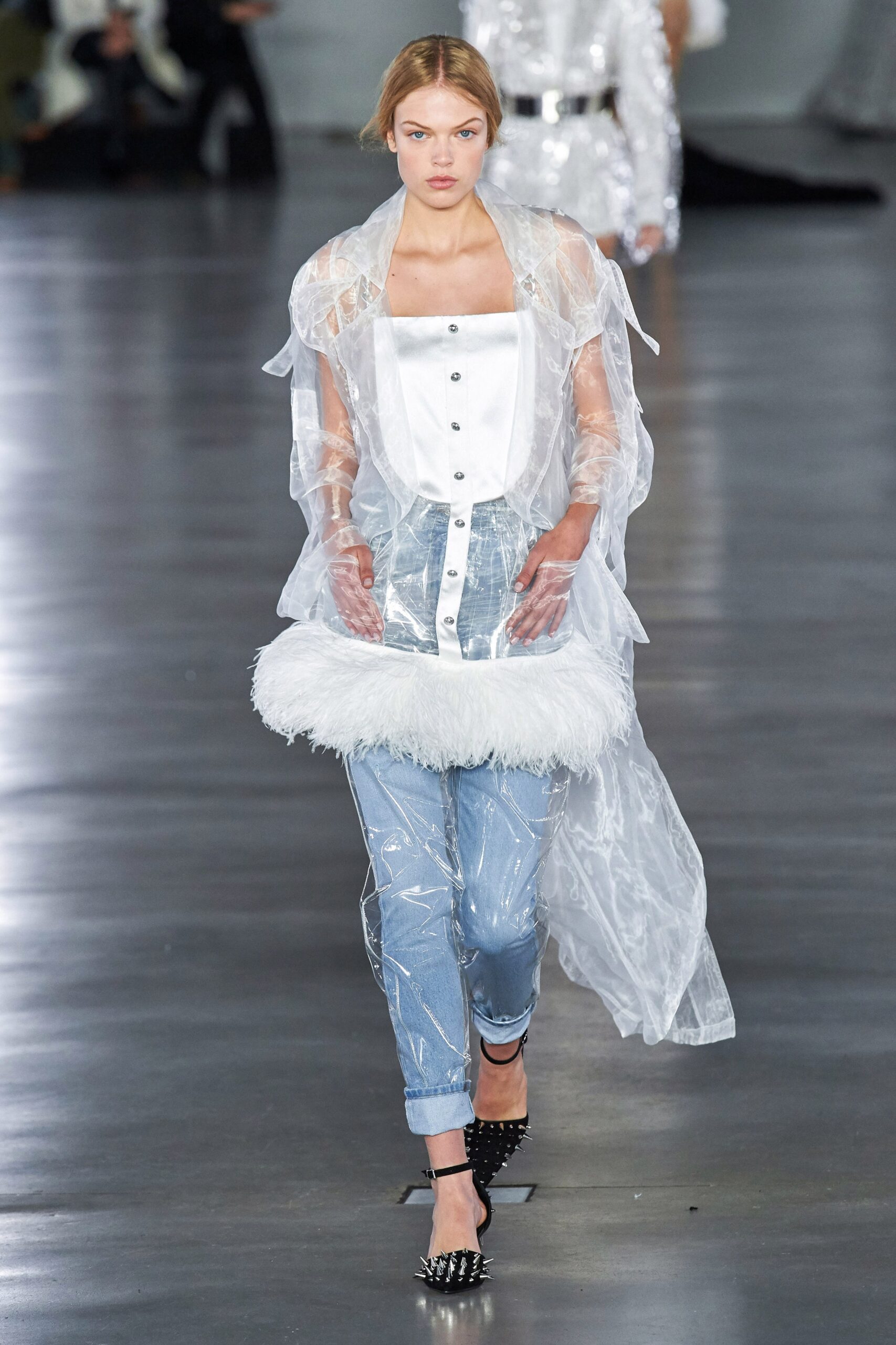 white fitted top with clear coat