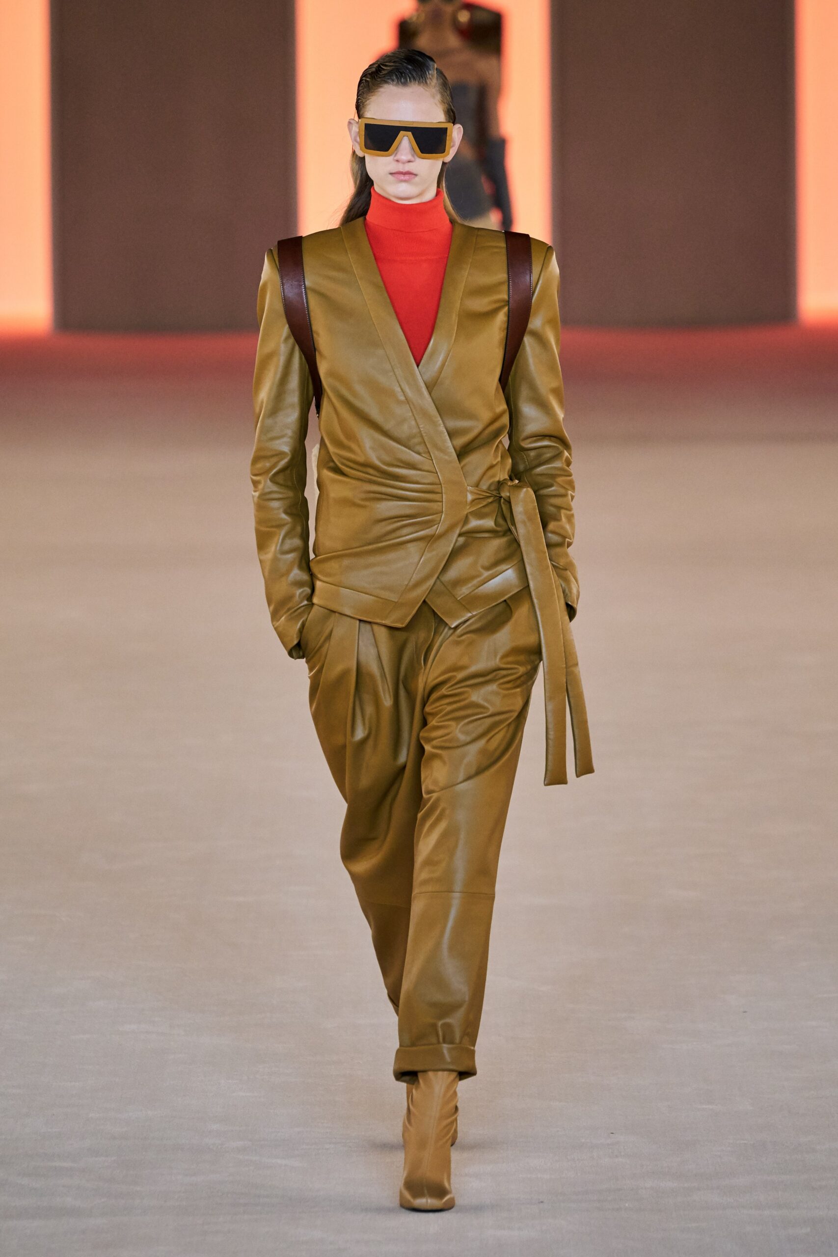 brown leather long-sleeve v-neck fitted zippered jacket