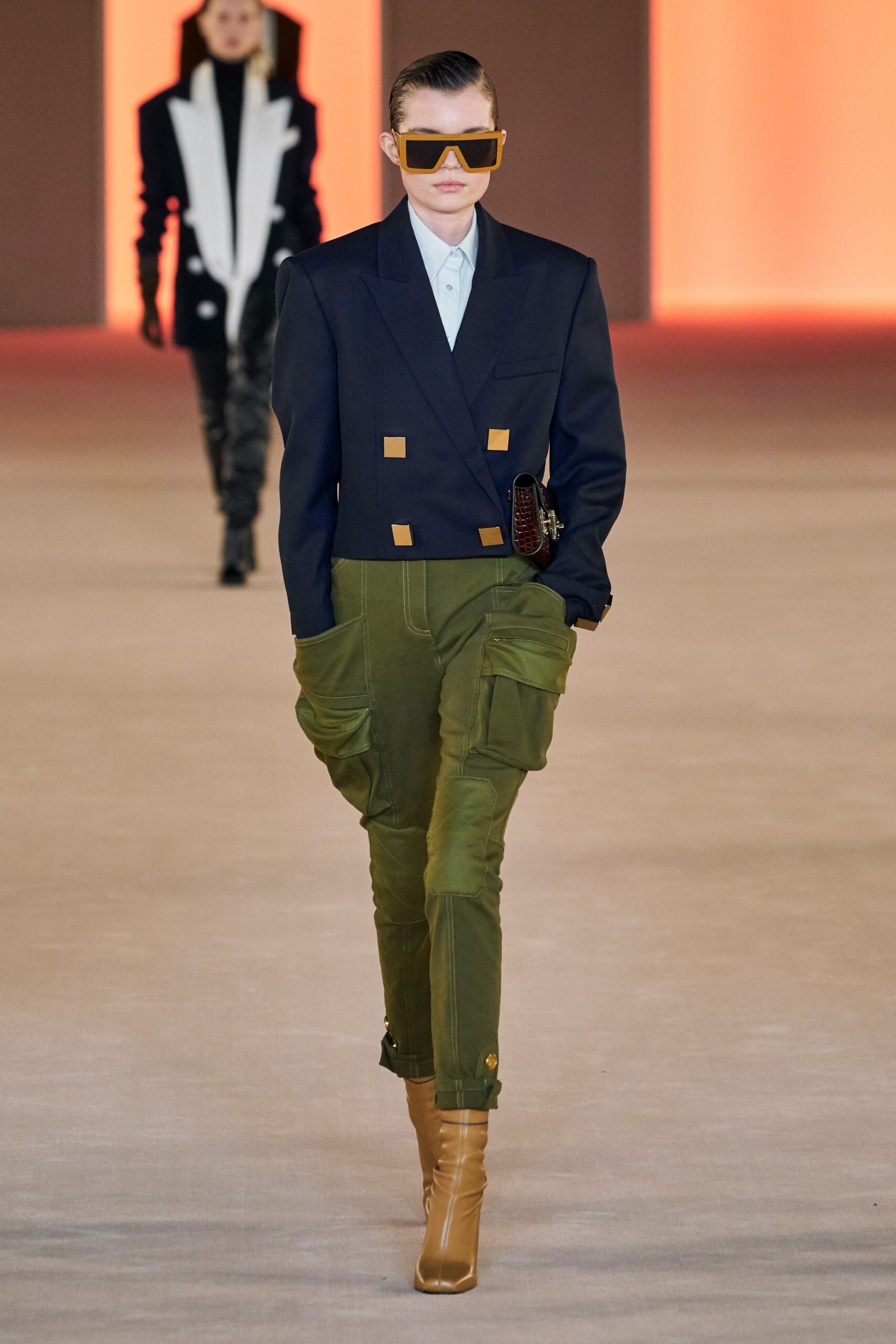 green relaxed cargo pants