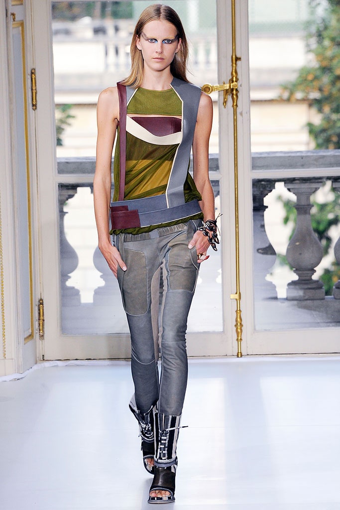 green silk sleeveless high-neck fitted color-blocked top