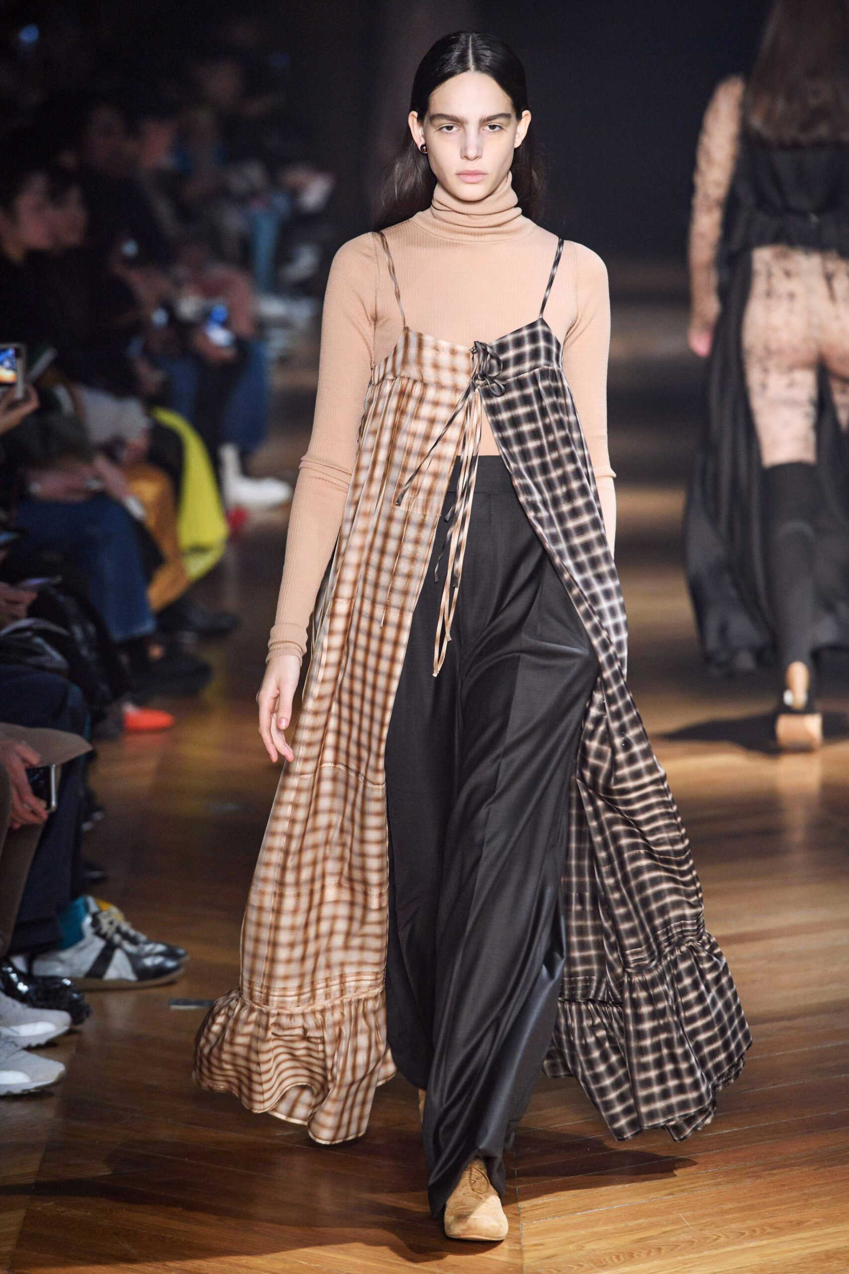 Beautiful People F/W 19 Look 131