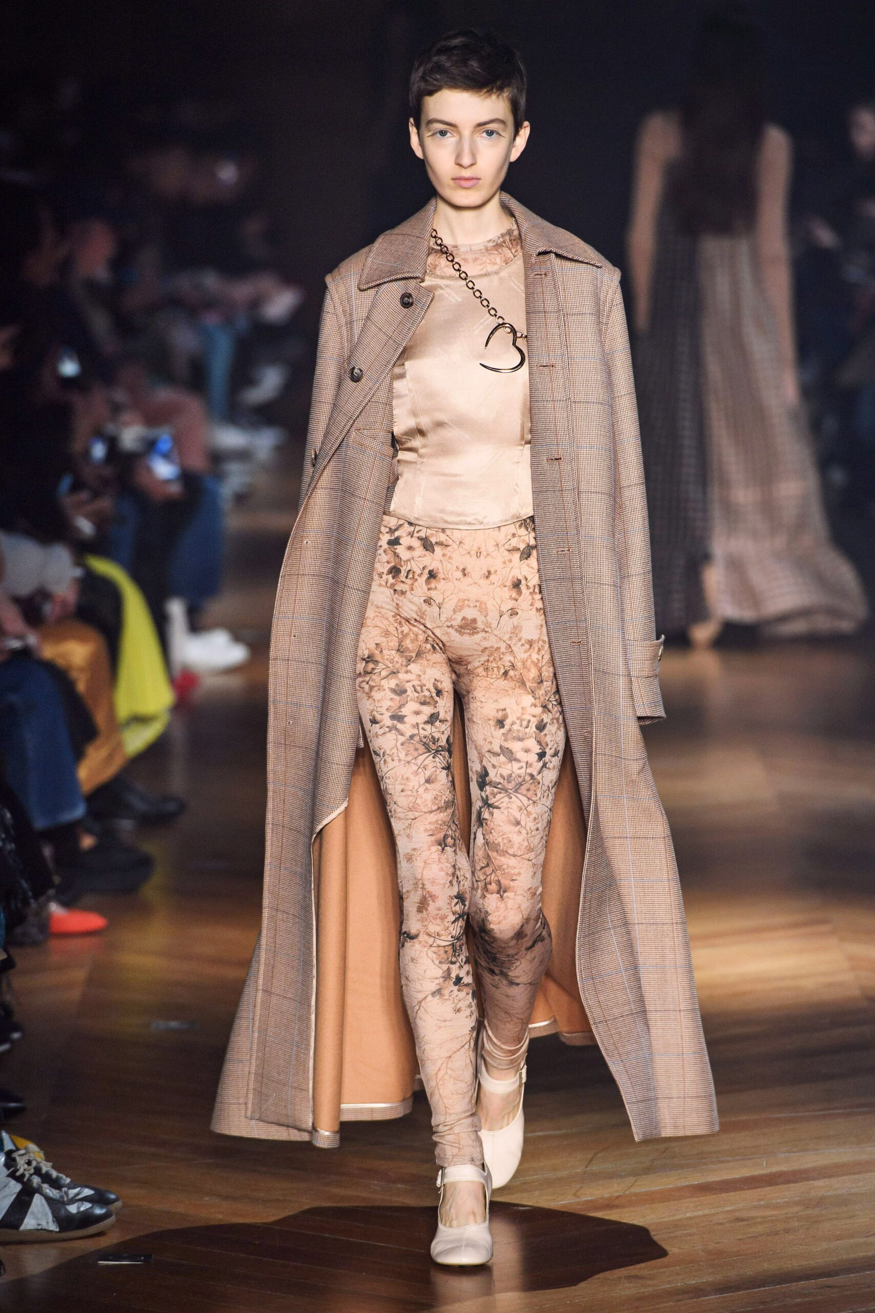 Beautiful People F/W 19 Look 139