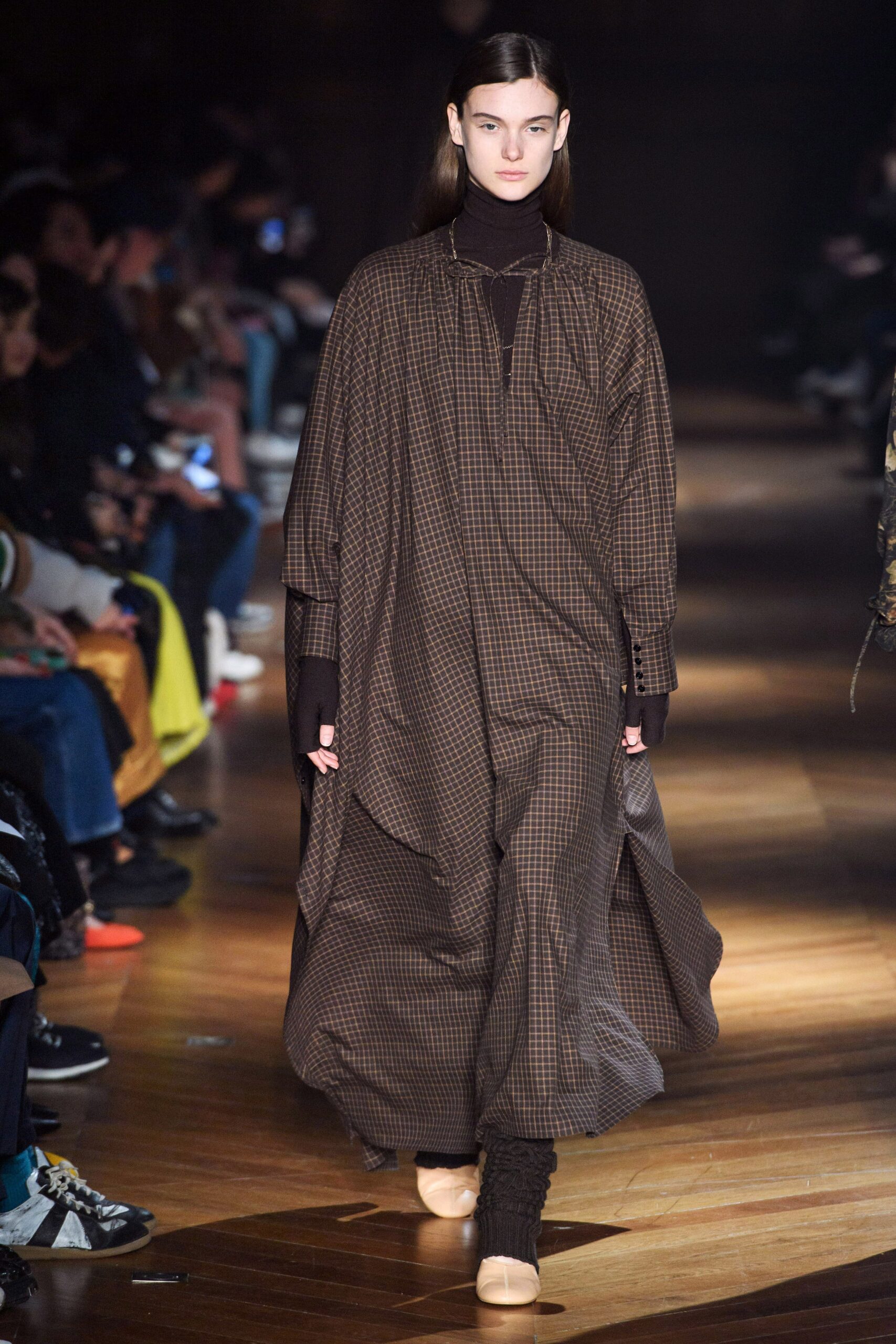 Beautiful People F/W 19 Look 298