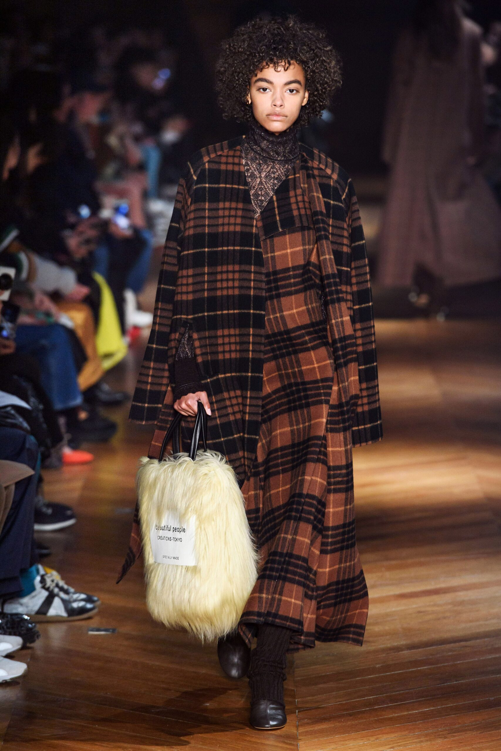 Beautiful People F/W 19 Look 319