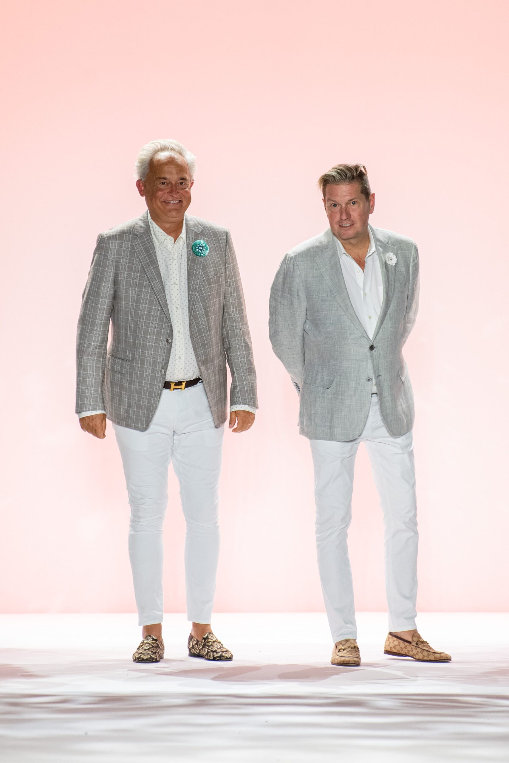 gray tailored blazers with white pants
