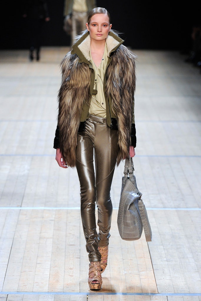 brown fur long-sleeve collared fitted layered jacket