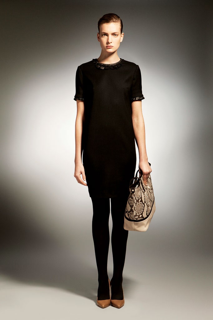 black cotton short-sleeve collared fitted straight-leg short dress