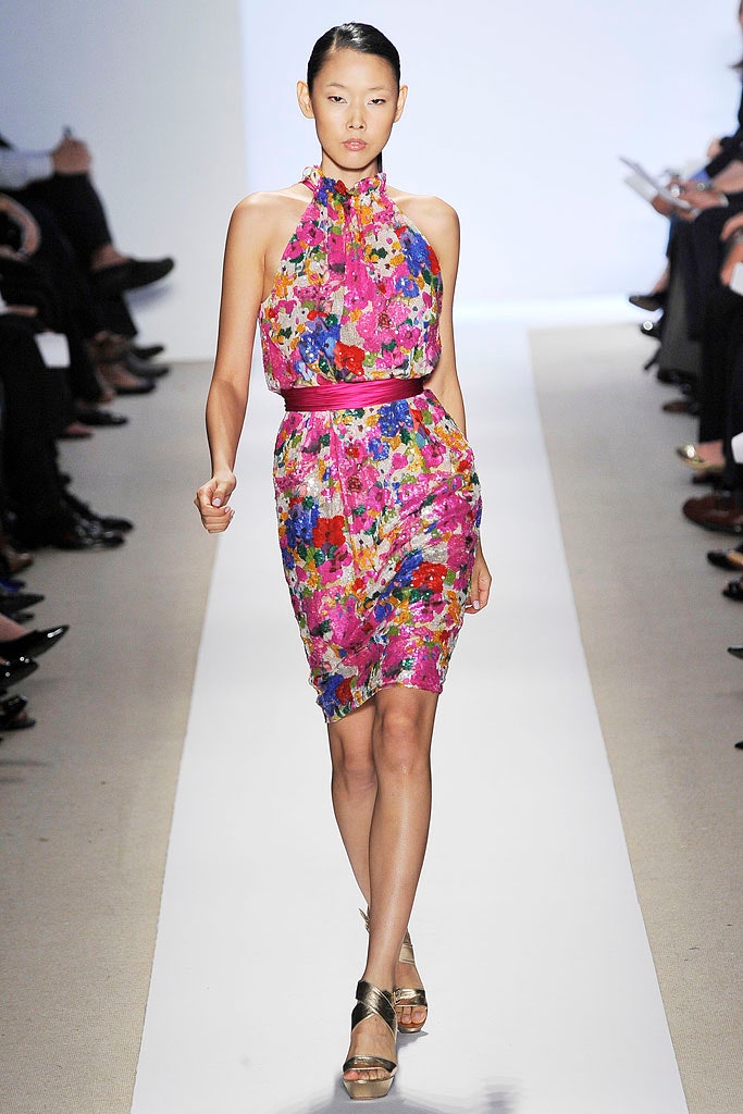 fitted mini dress with floral pattern