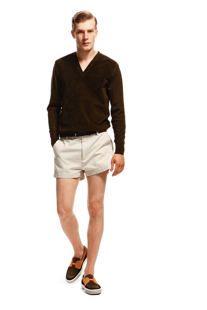 brown fitted sweater with beige shorts
