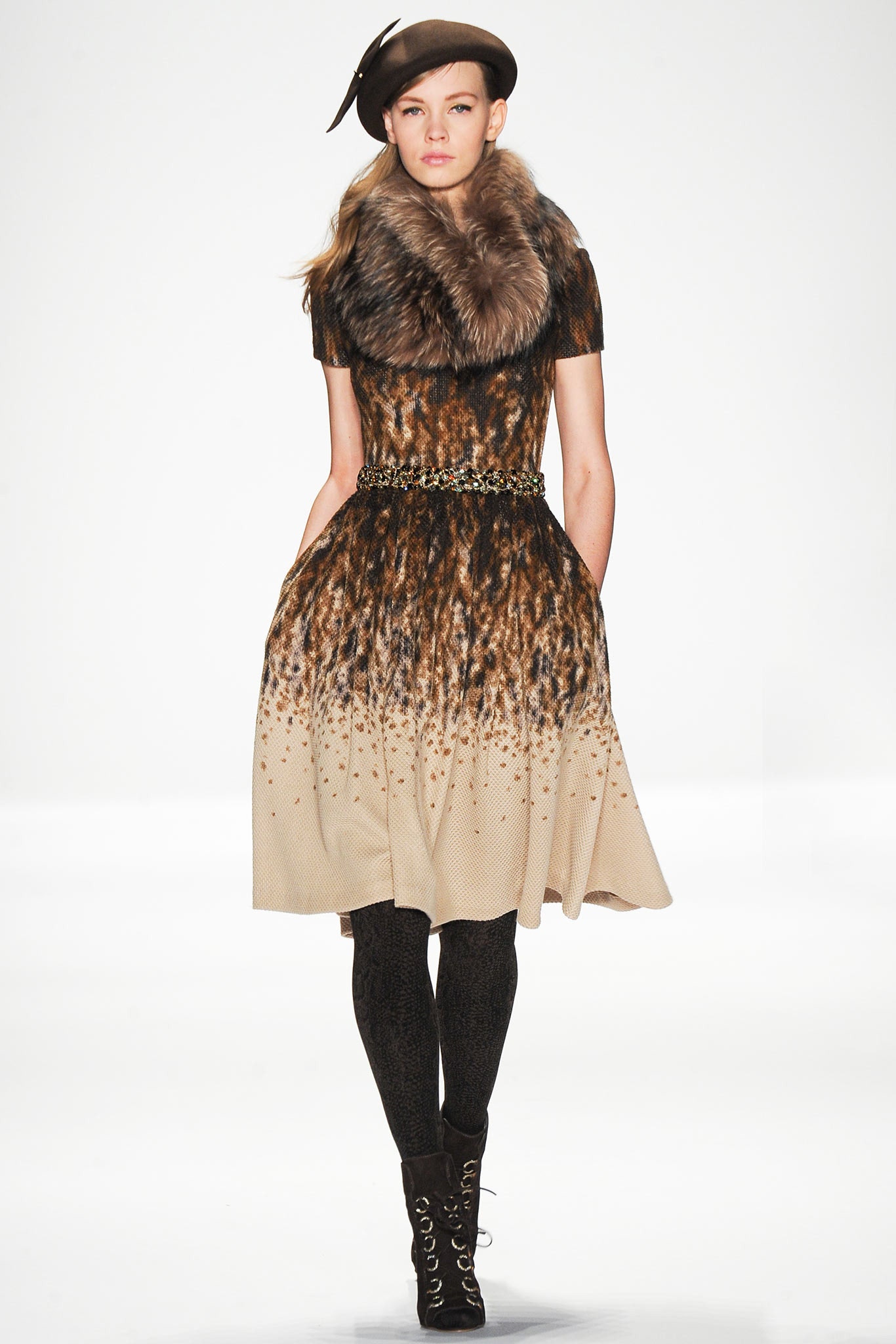 brown beige printed midi dress with fur scarf