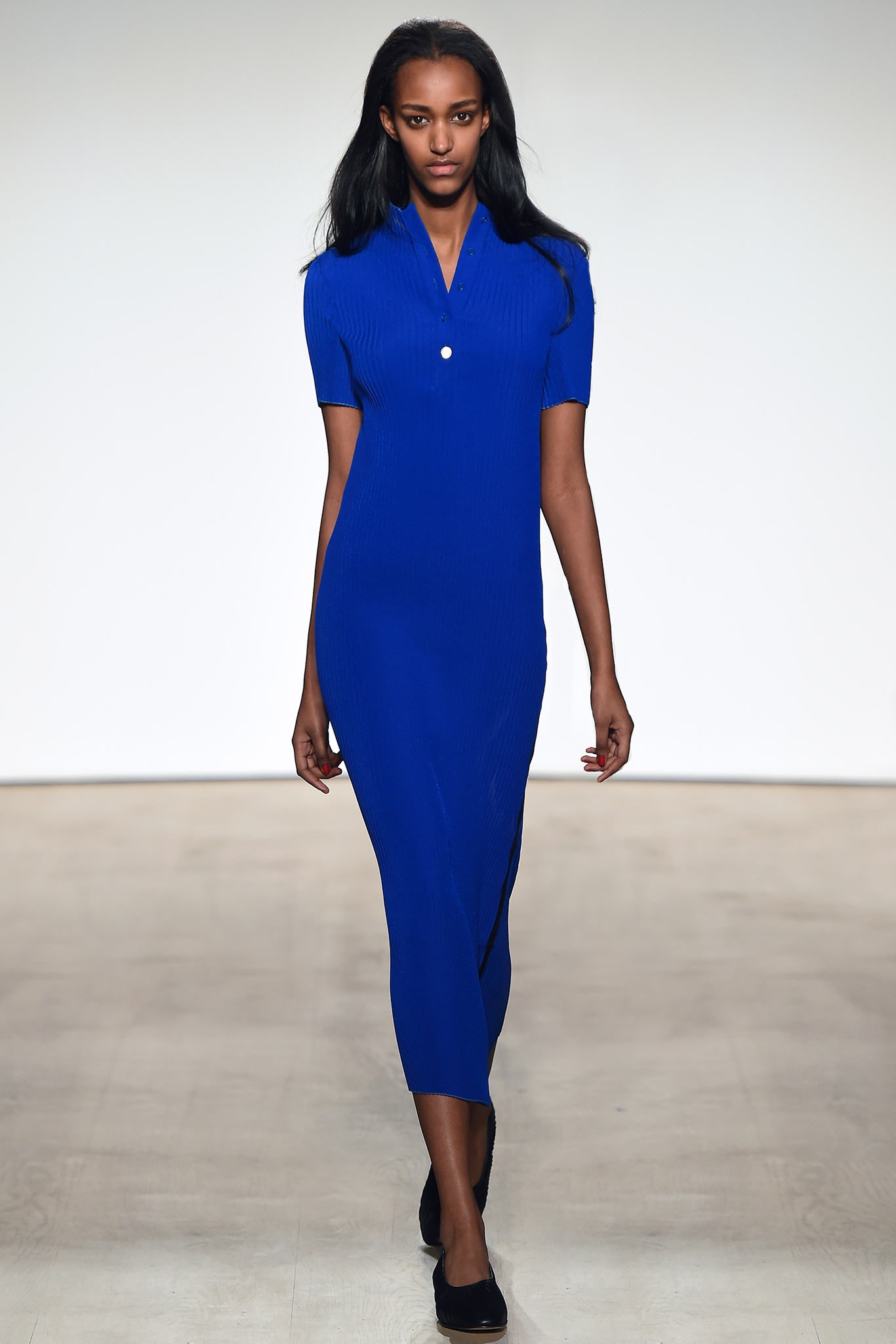 fitted blue knit midi dress