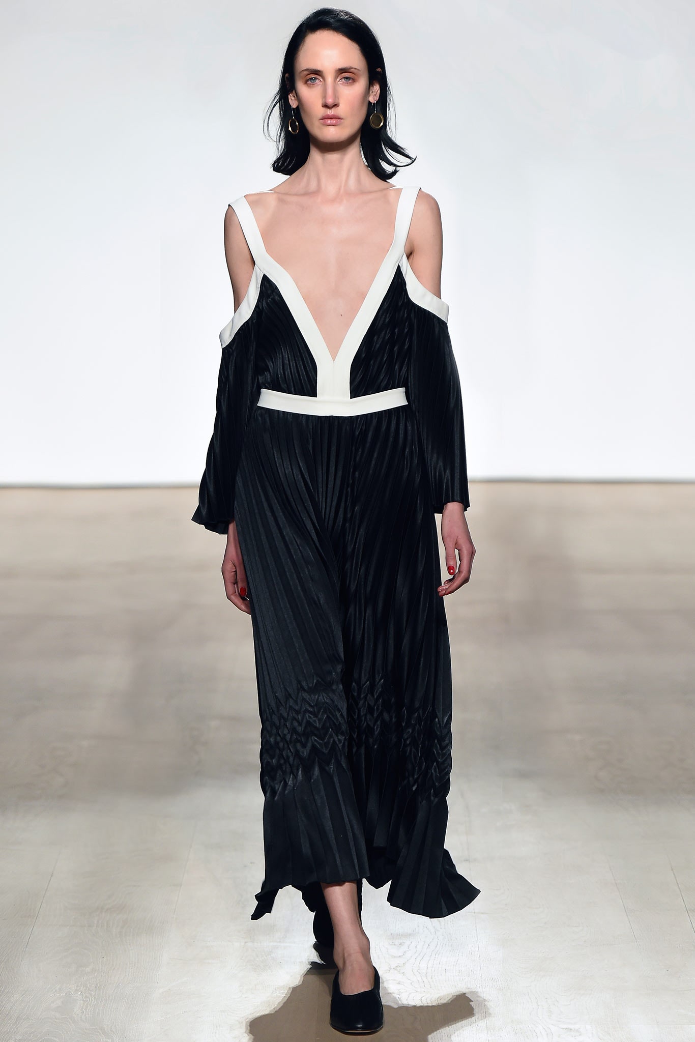 black and white pleated maxi dress