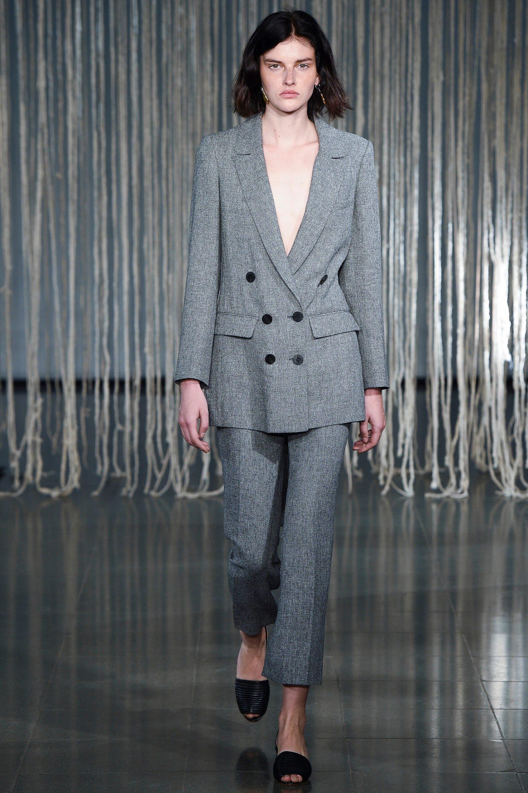 gray tailored suit with black shoes