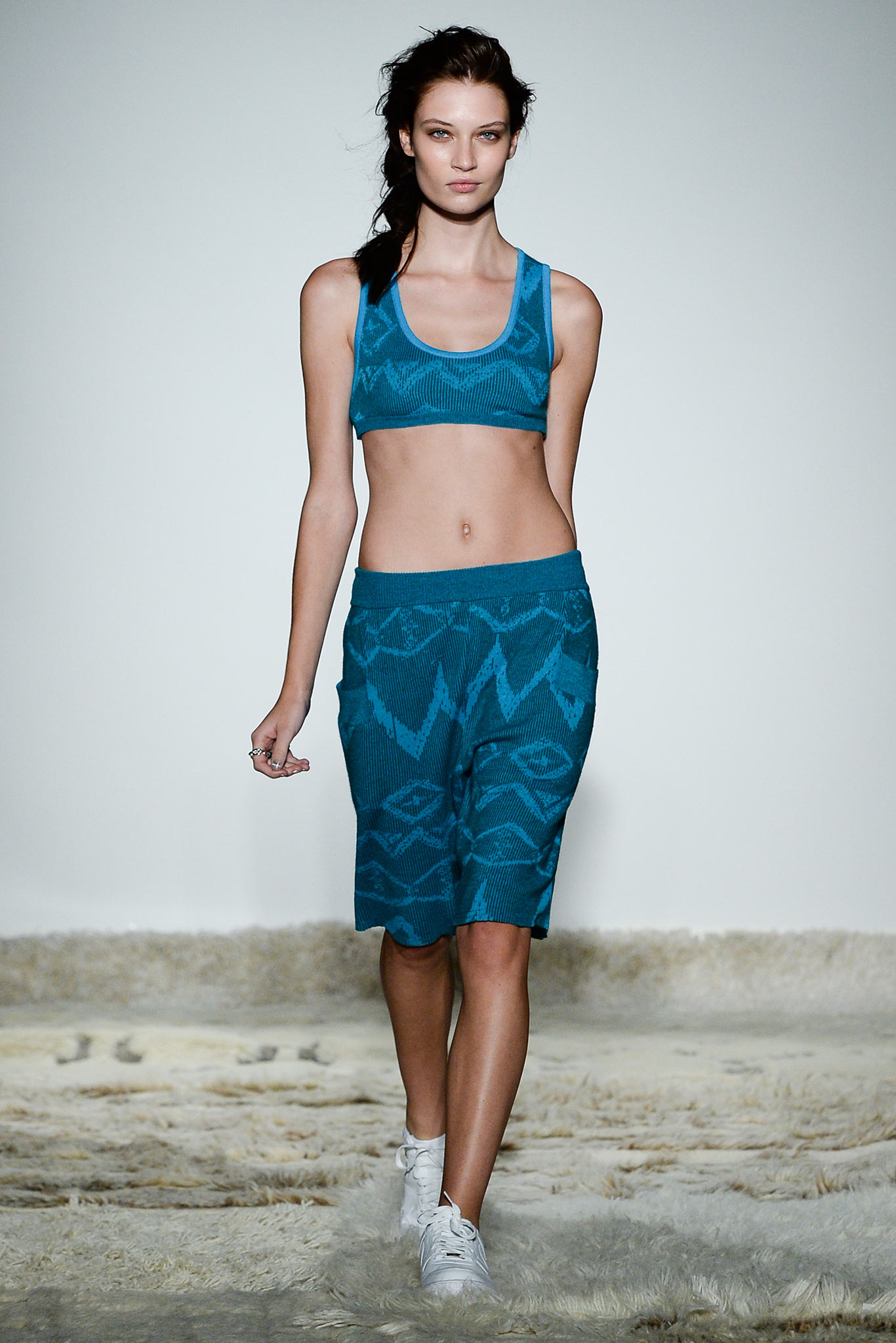blue cotton sleeveless high-neck fitted printed cropped crop-top