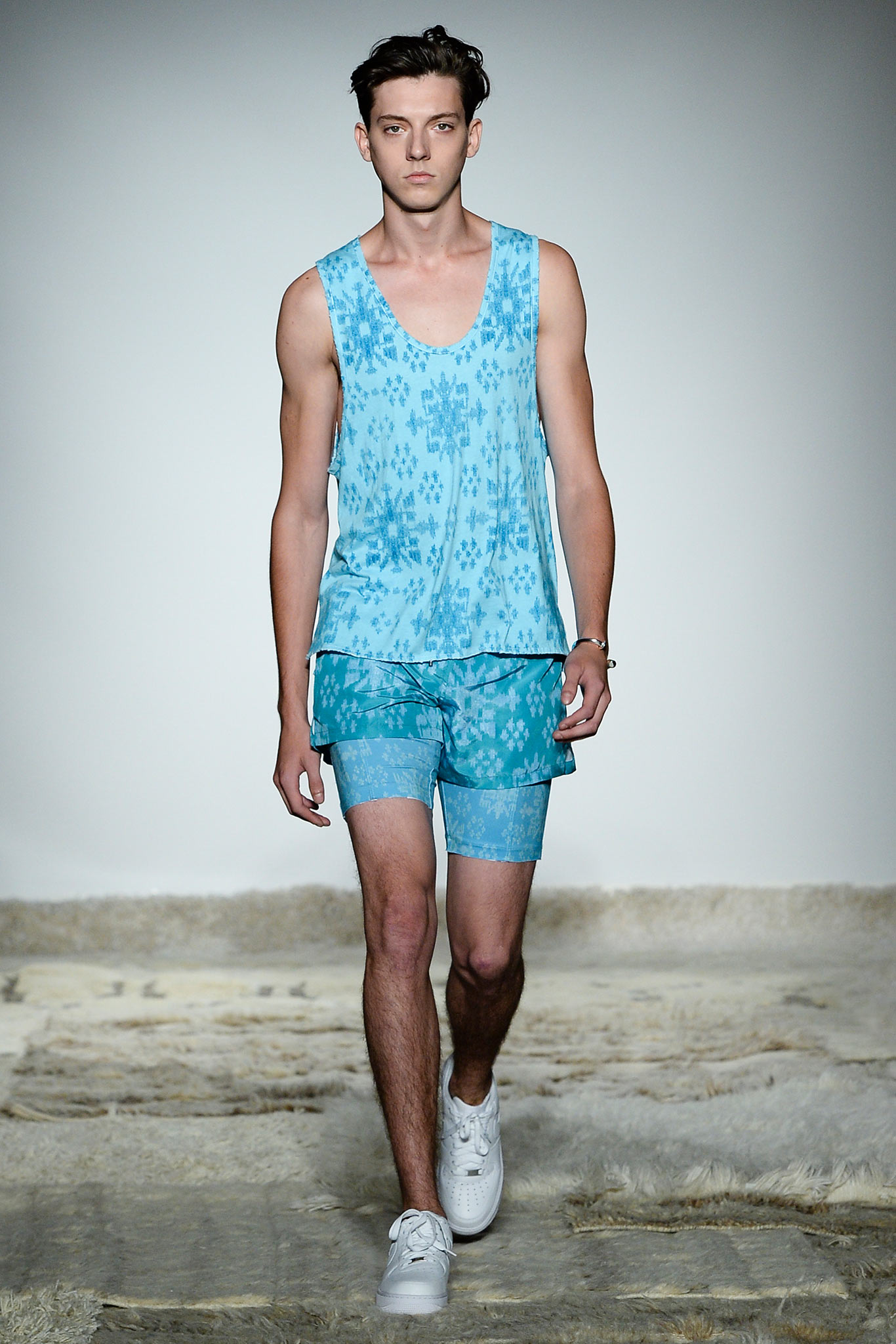 blue cotton sleeveless v-neck fitted printed tank-top