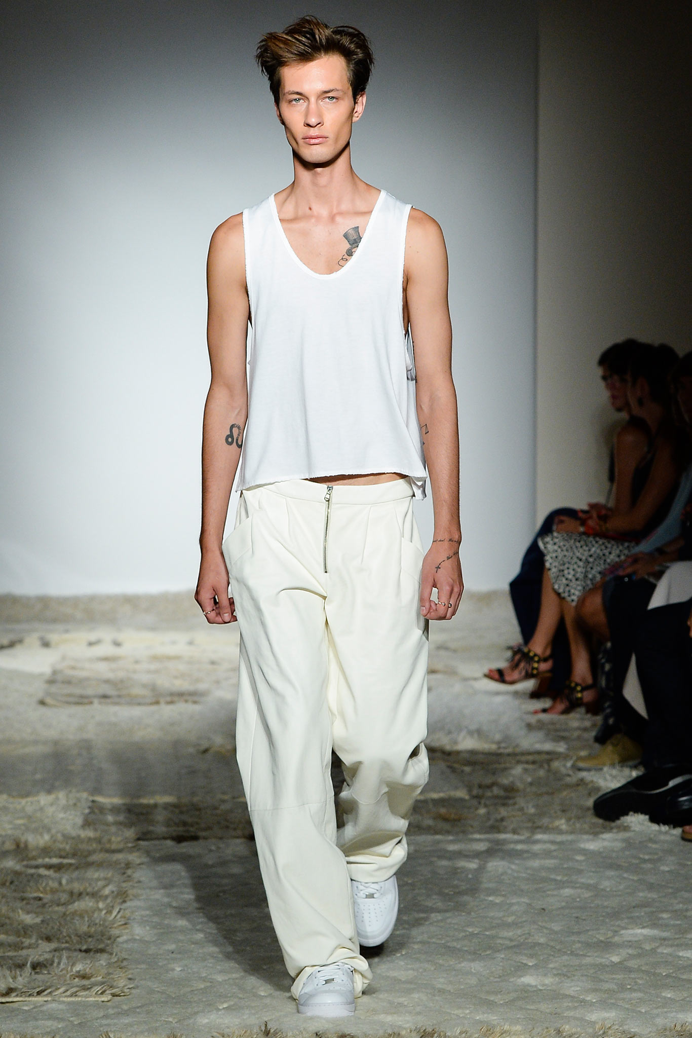white cotton sleeveless v-neck relaxed tank-top
