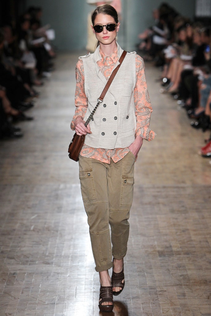 beige cotton vest with printed shirt