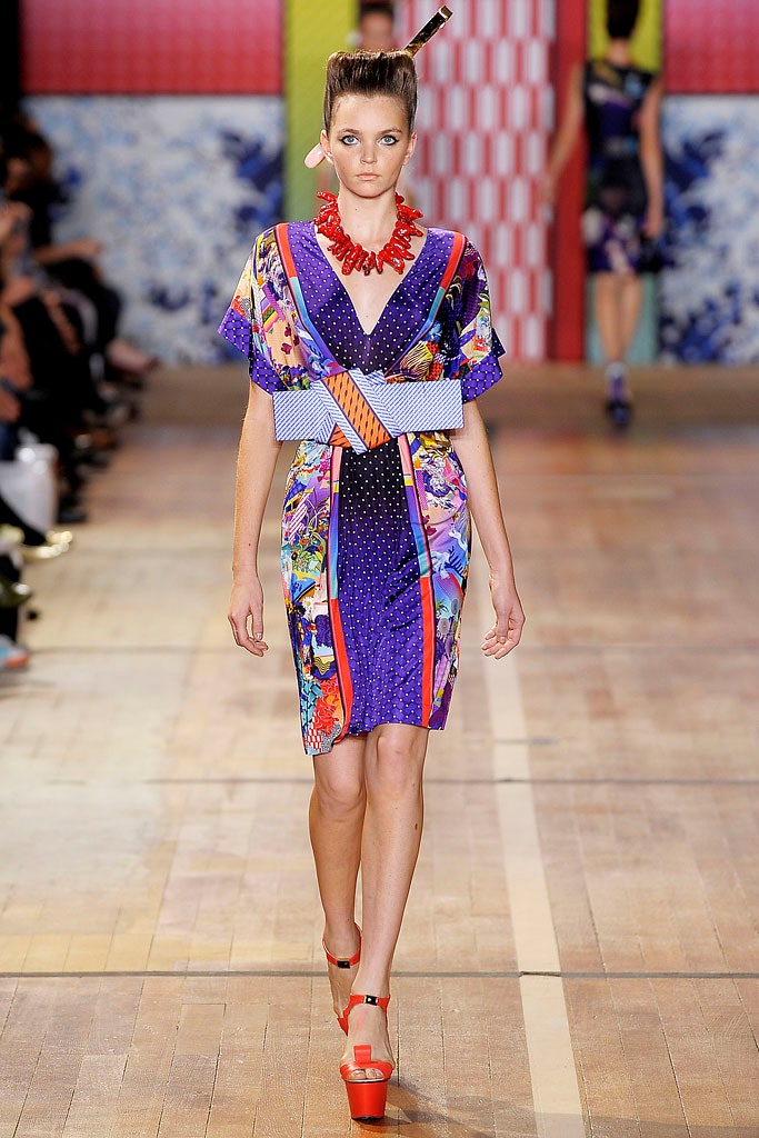 purple silk short-sleeve v-neck fitted printed tiered dress